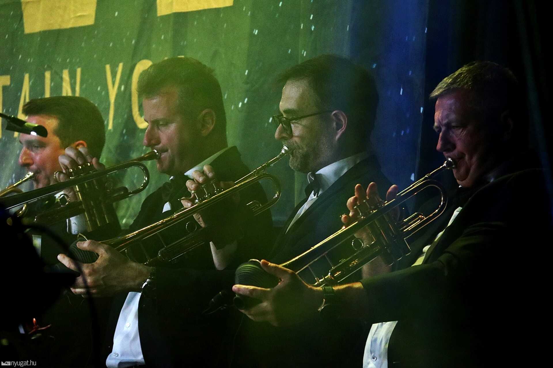 Isis Big Band koncert az Agorában 