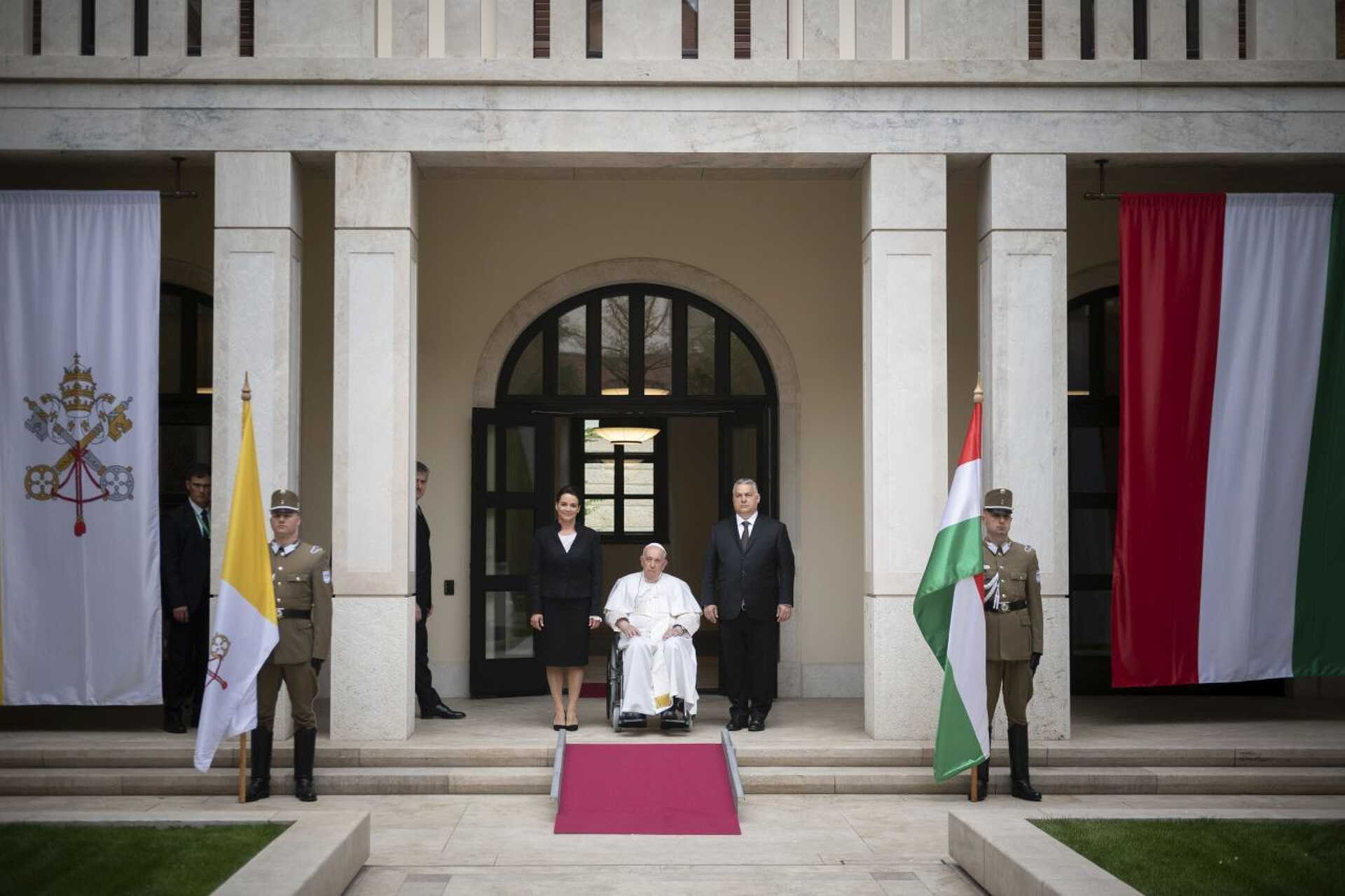 Orbán Viktor és Ferenc Pápa