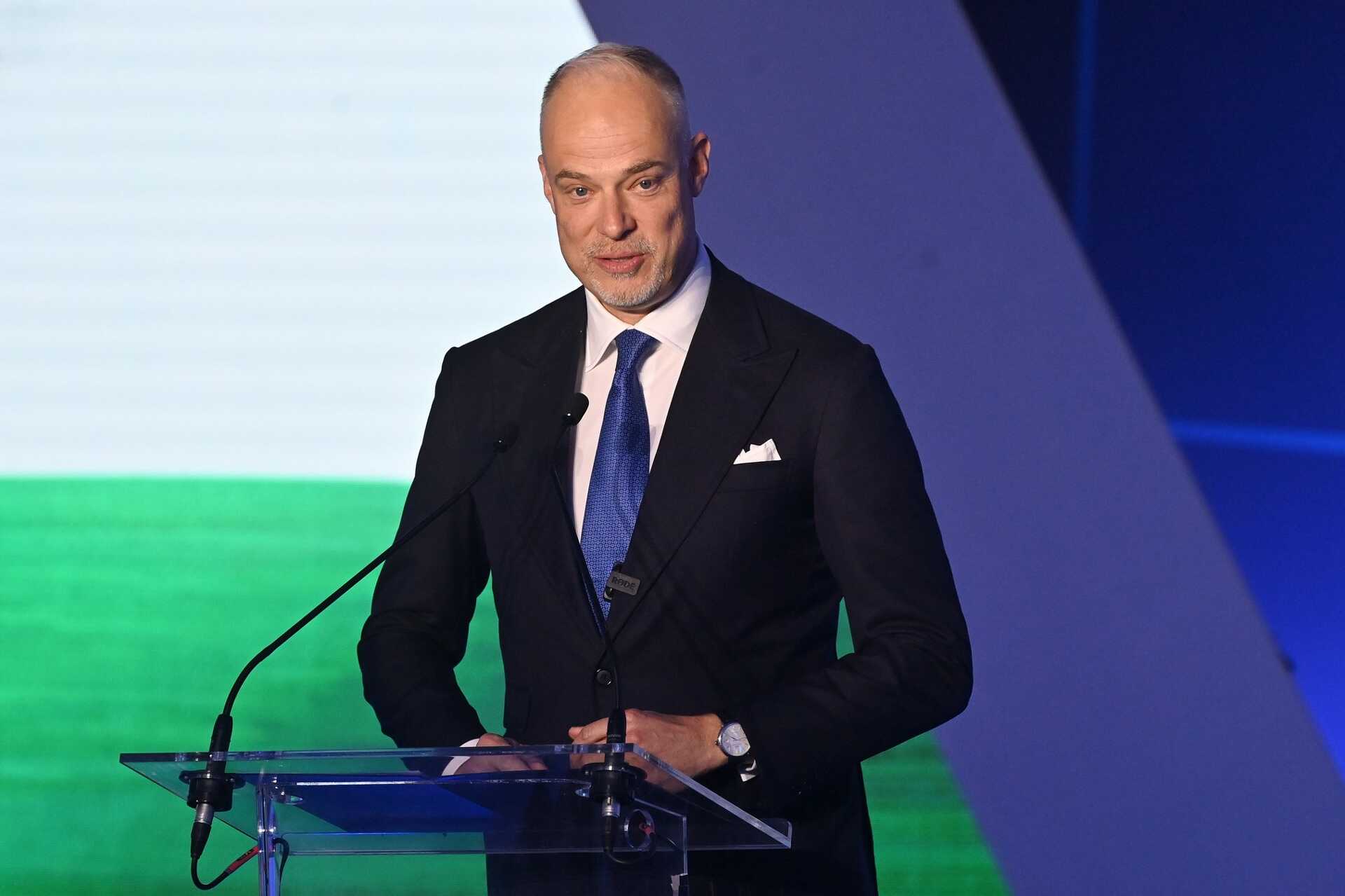 SzalayBobrovniczky Kristóf a hont fegyverrel és helyes nemzeti