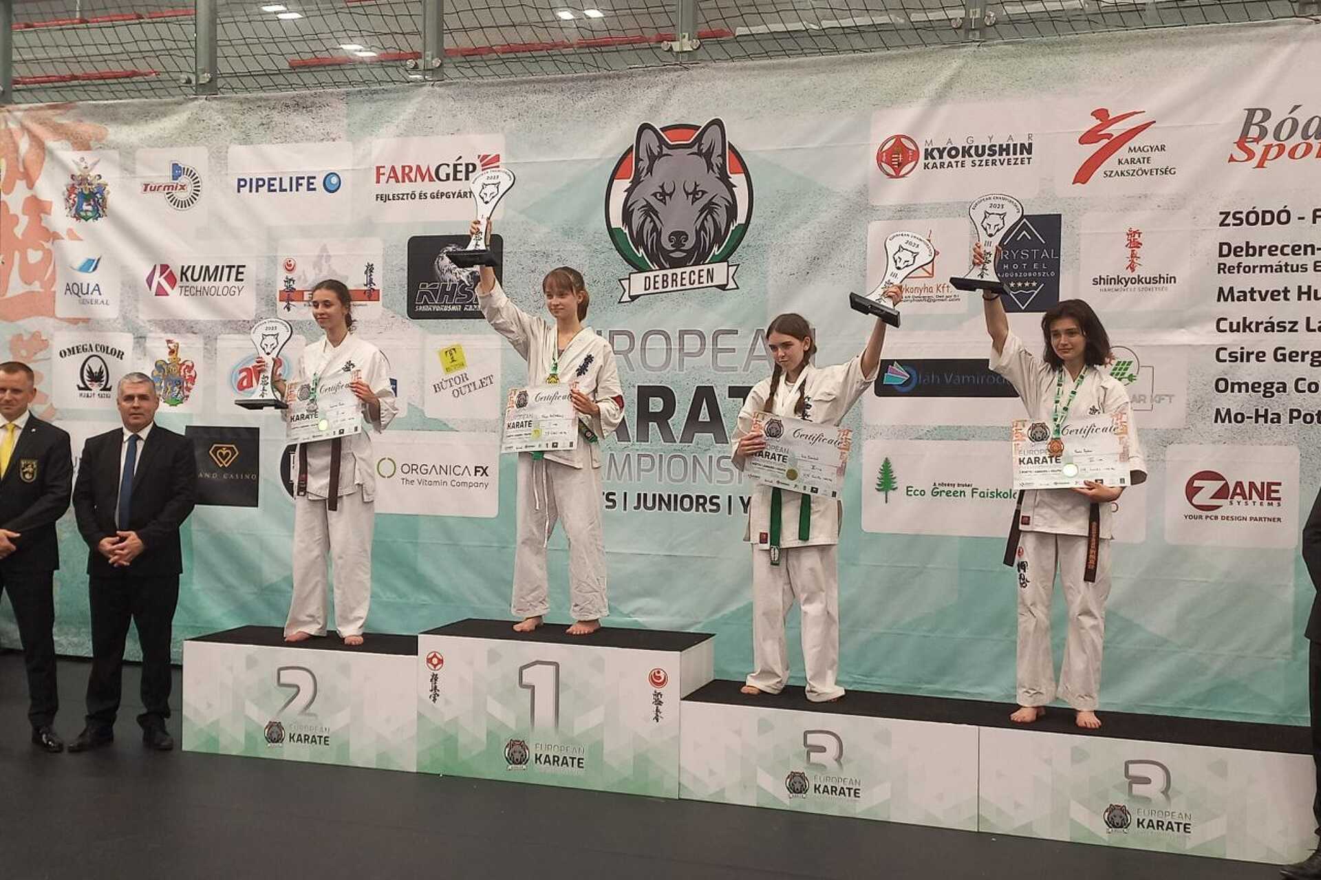  Finta Zelma ezüstéremmel tért haza az Eb-ről 