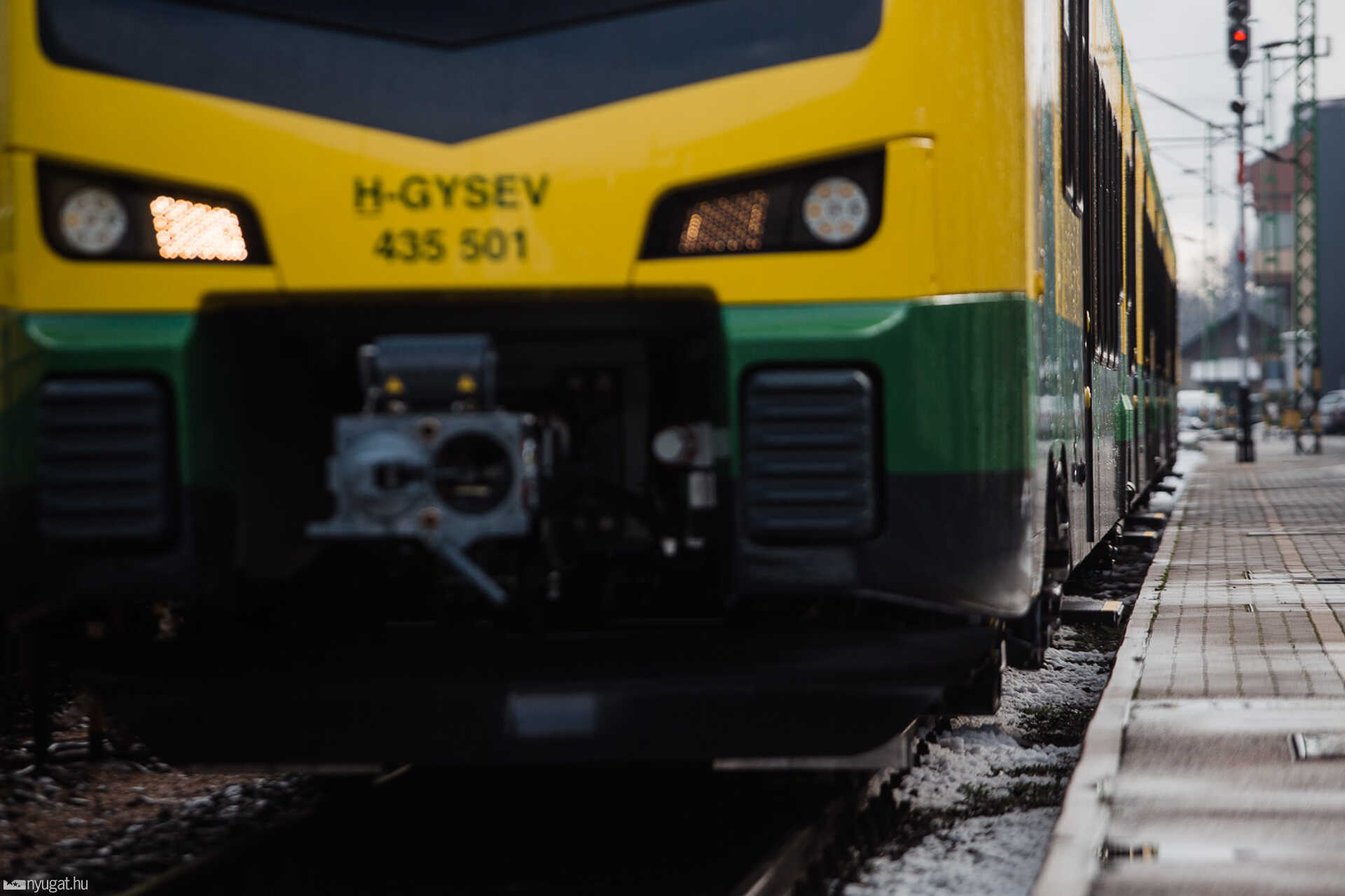Bemutatták a GYSEV új motorvonat-flottájának első darabját