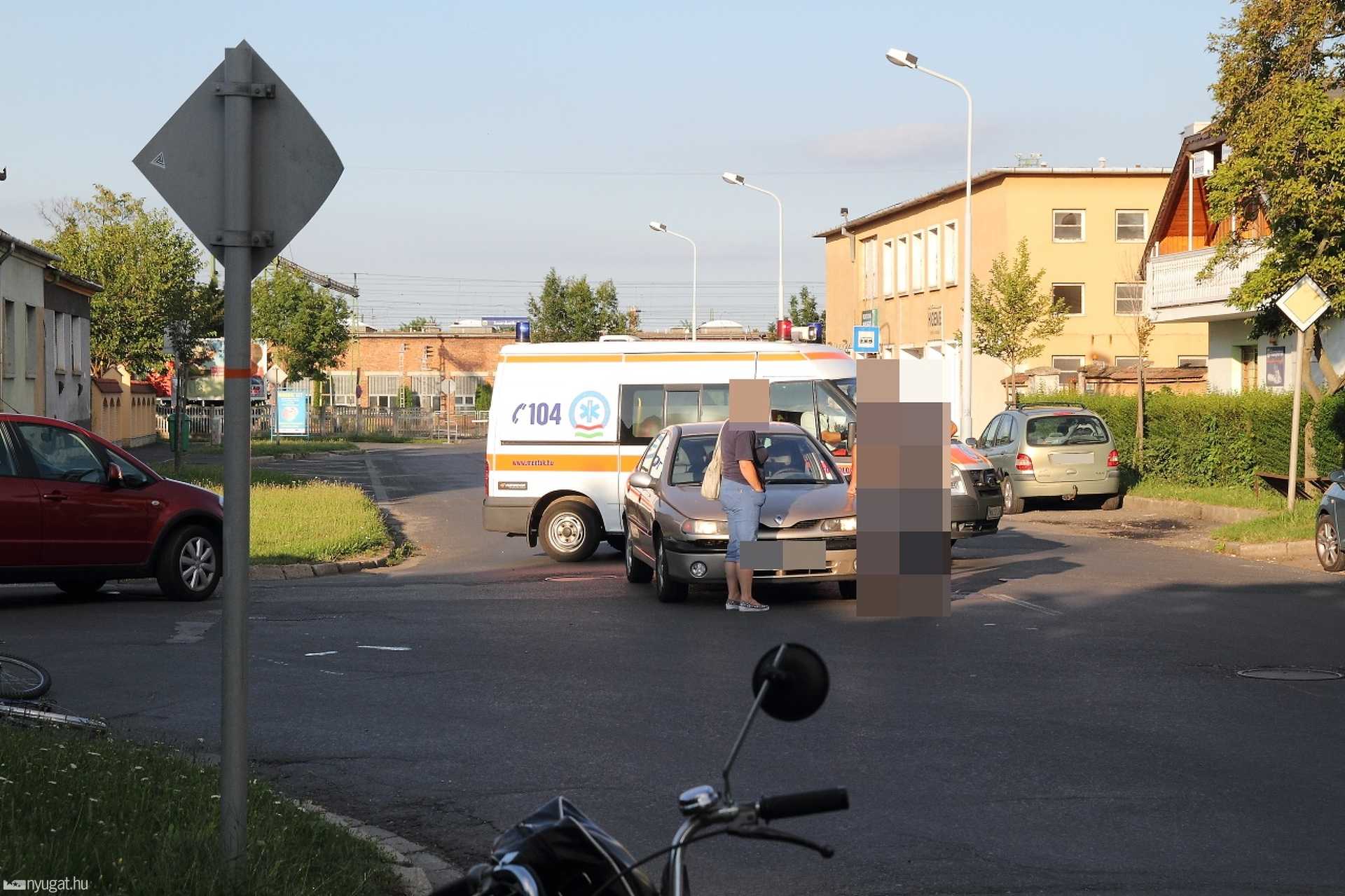 12 éves szabálytalanul bicikliző lányt ütöttek el Szombathelyen