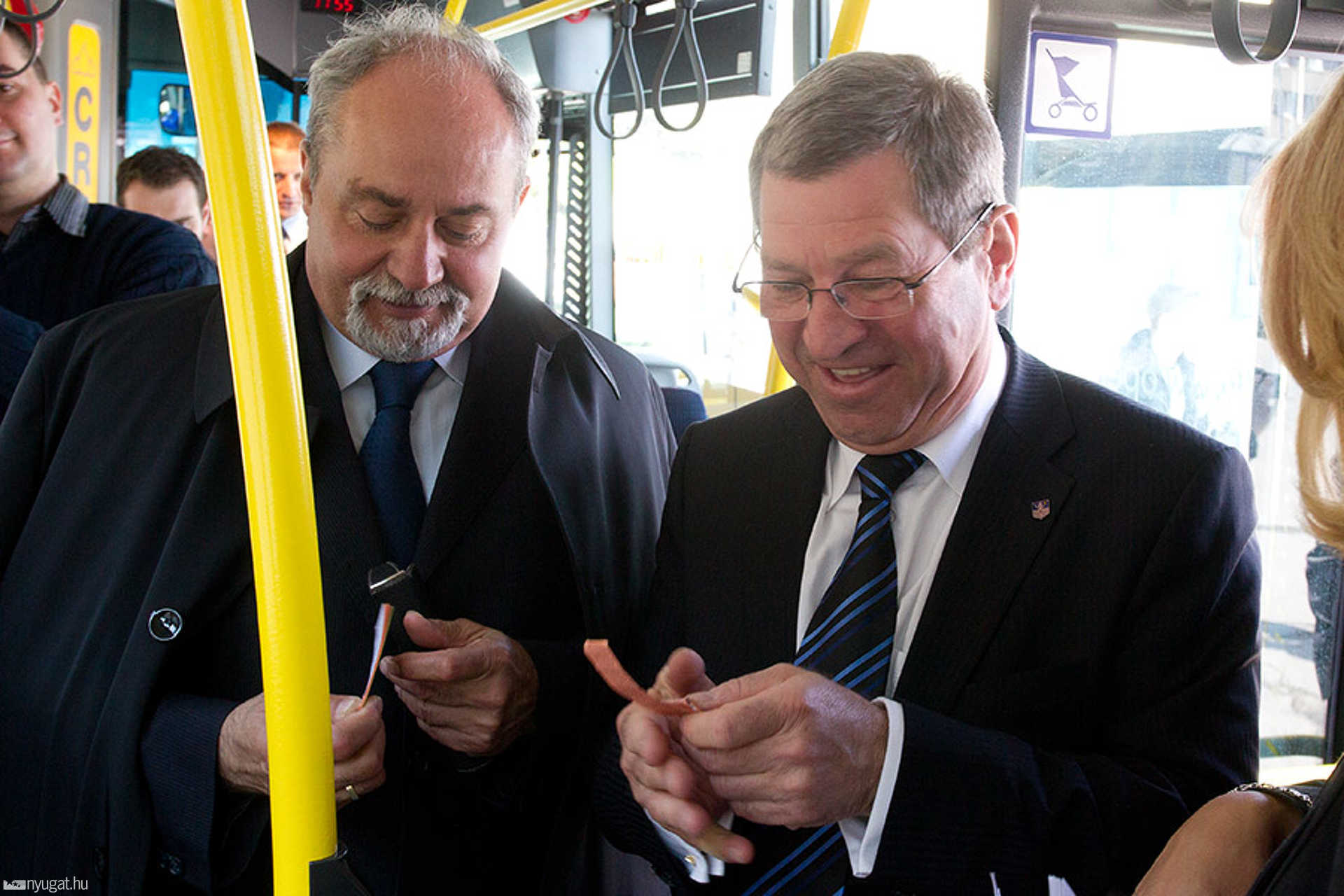 Puskás Tivadarral a buszon