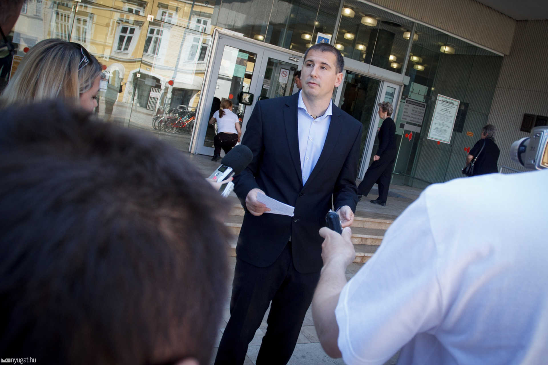 Nemény András sajtótájékoztató