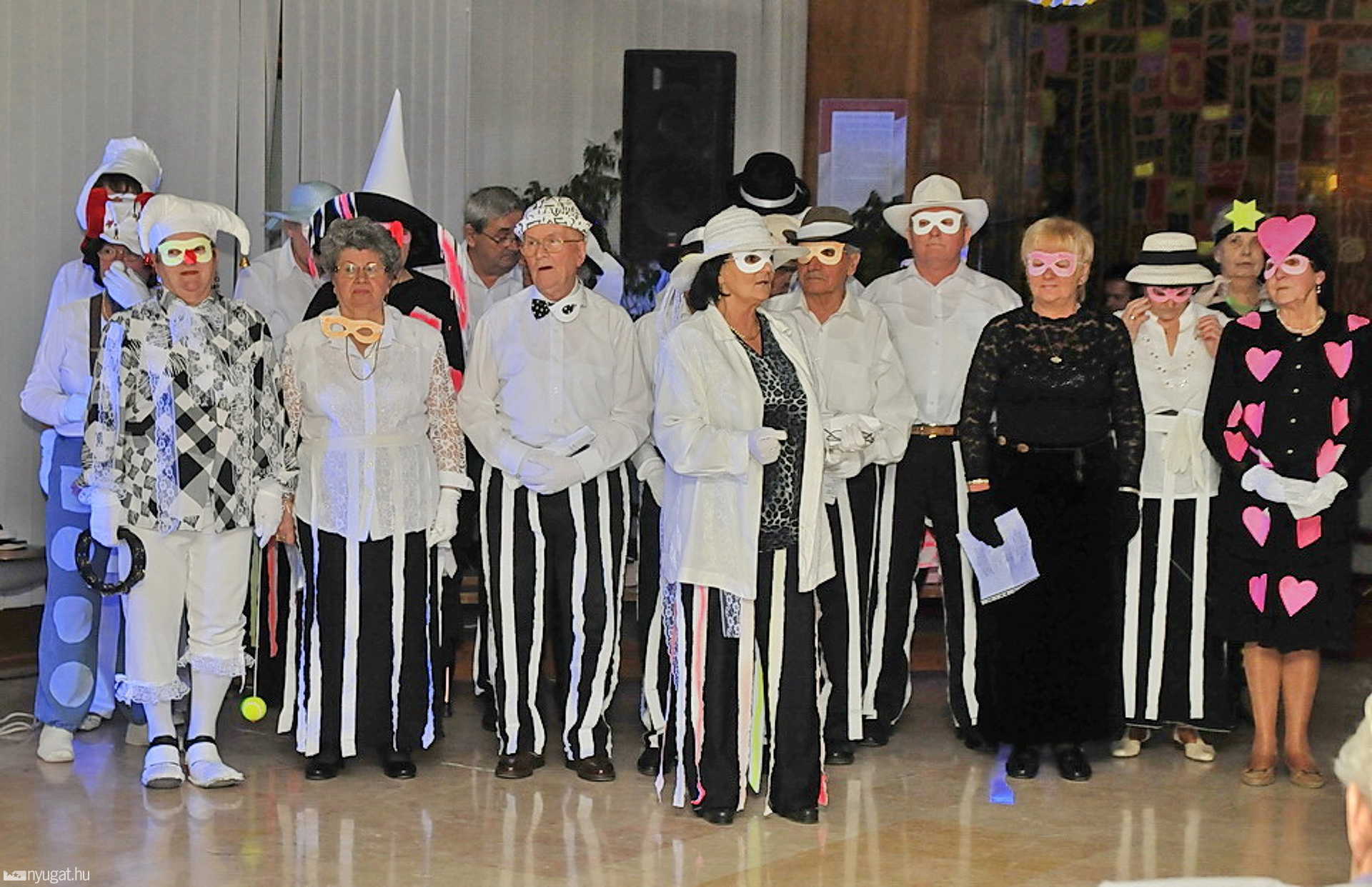 Nyugdíjas batyusbál Szombathelyen - 2012.