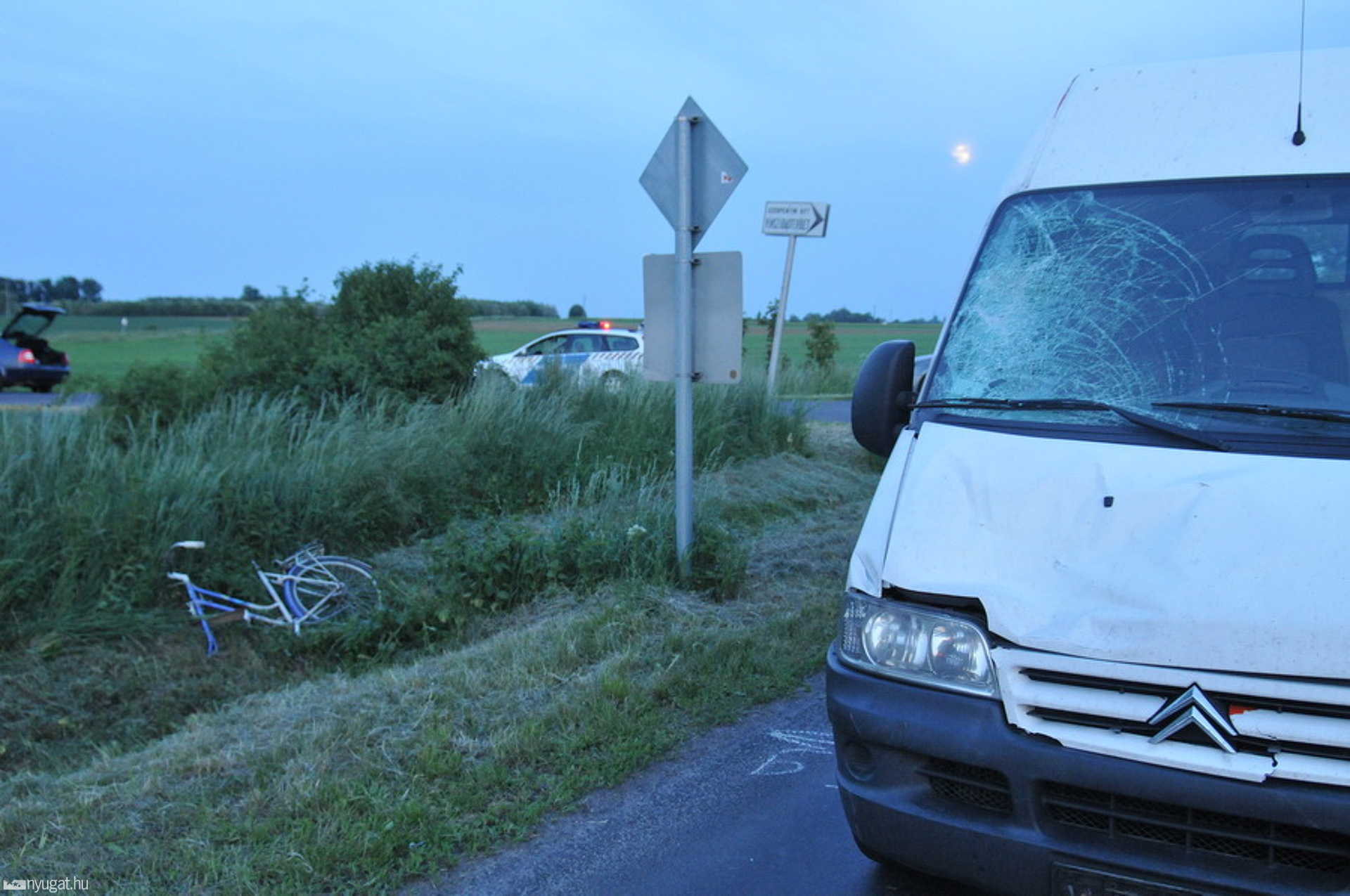 Halálos kerékpárosgázolás Sajtoskálnál, a 84-es főúton