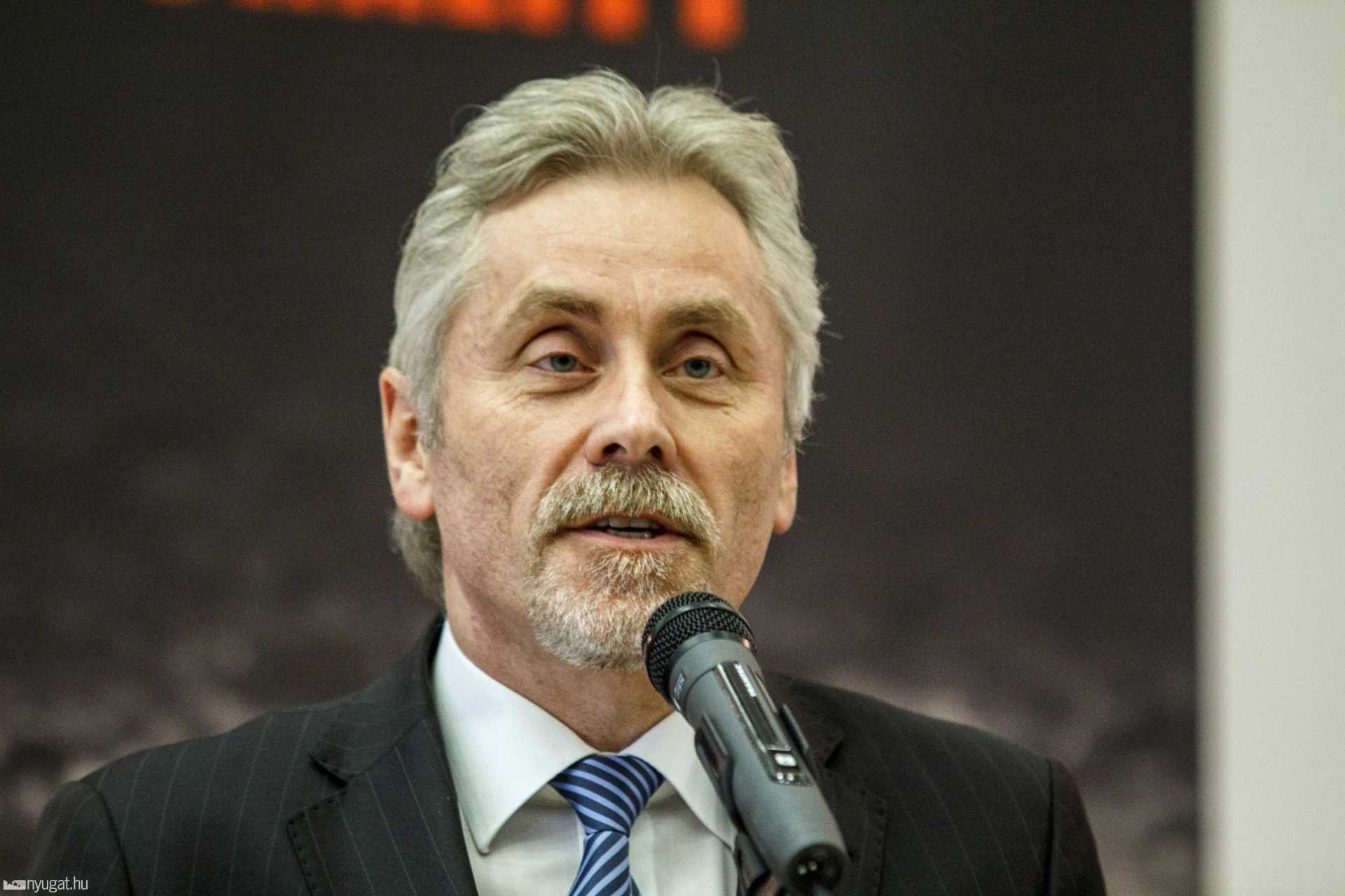 Katyn kiállítás a Képtárban