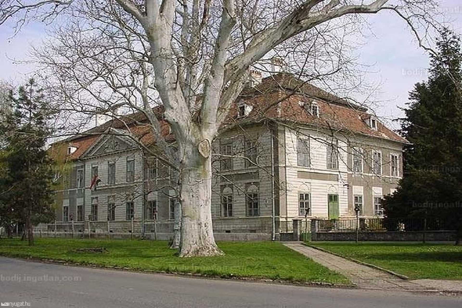 Csepregen egy lehetőség