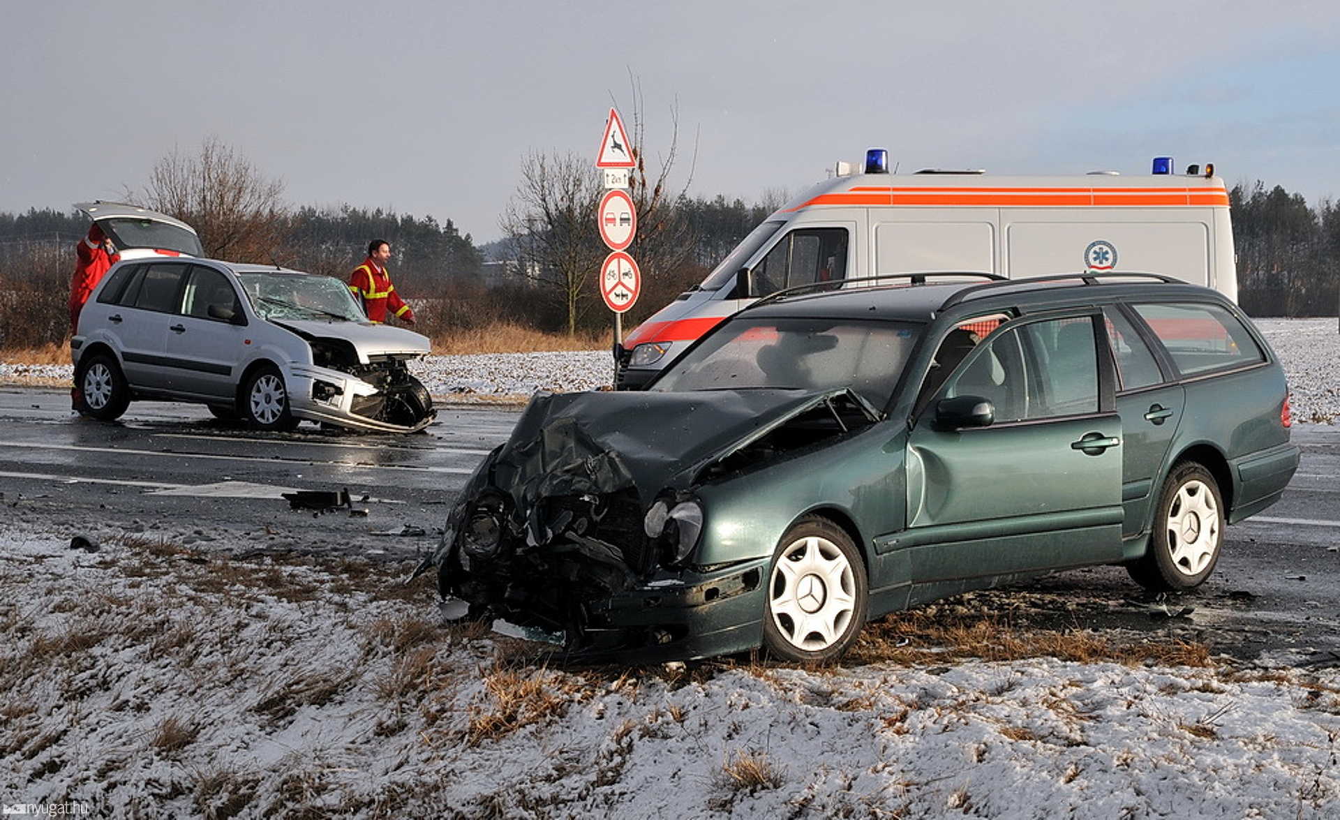 Súlyos baleset a 89-es főúton - 2012.02.15.