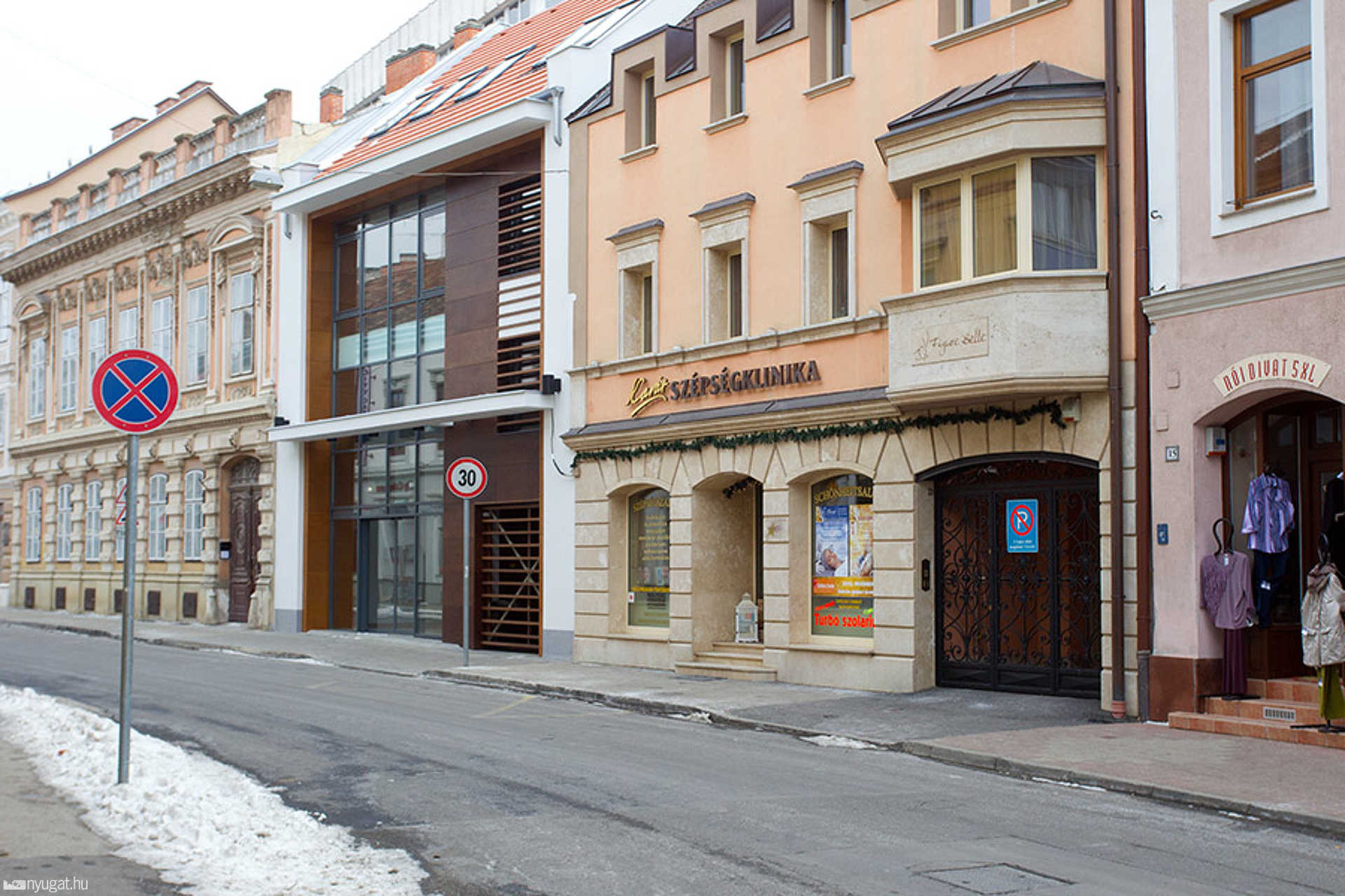 Új üzletközpont a szombathelyi Kossuth utcában