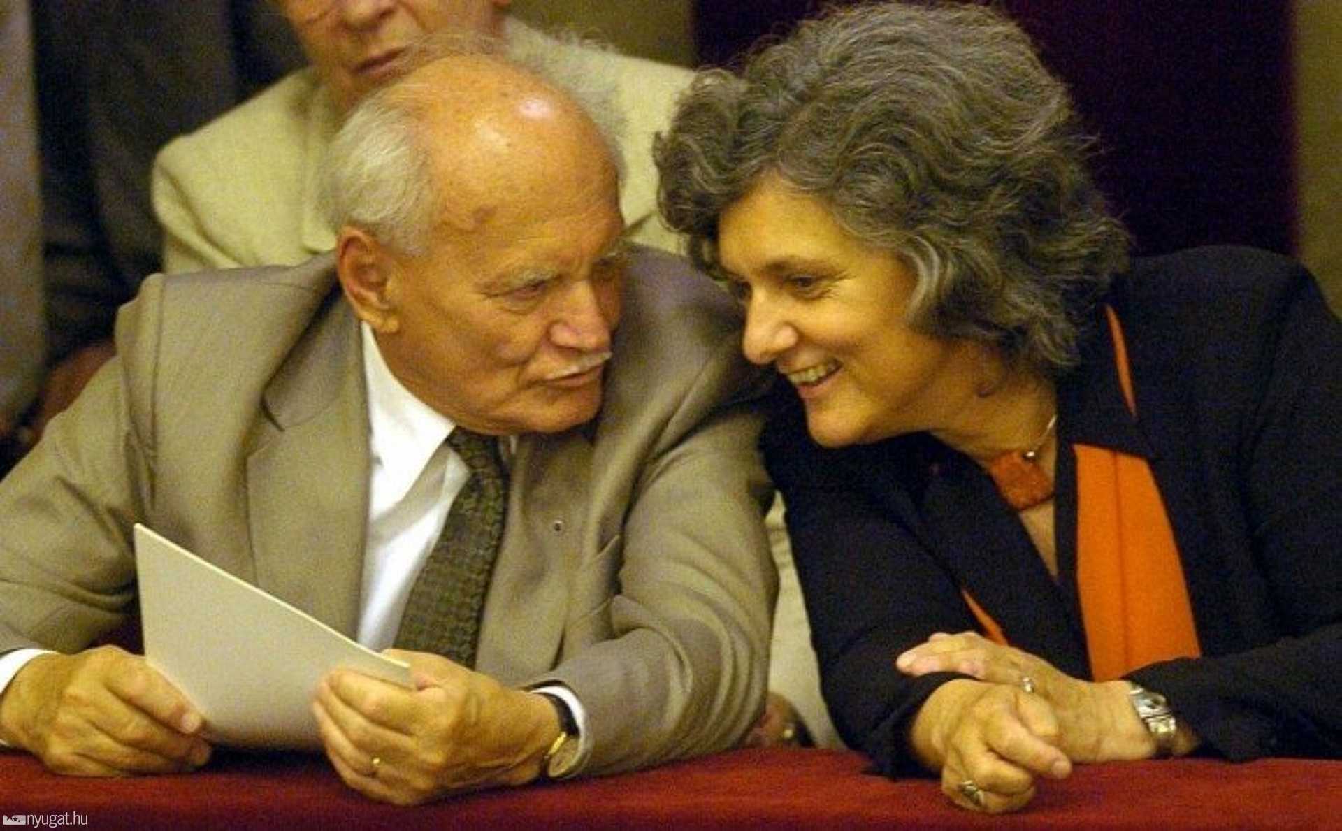 Göncz Árpád volt köztársasági elnök és lánya, Göncz Kinga 2004. június 14.