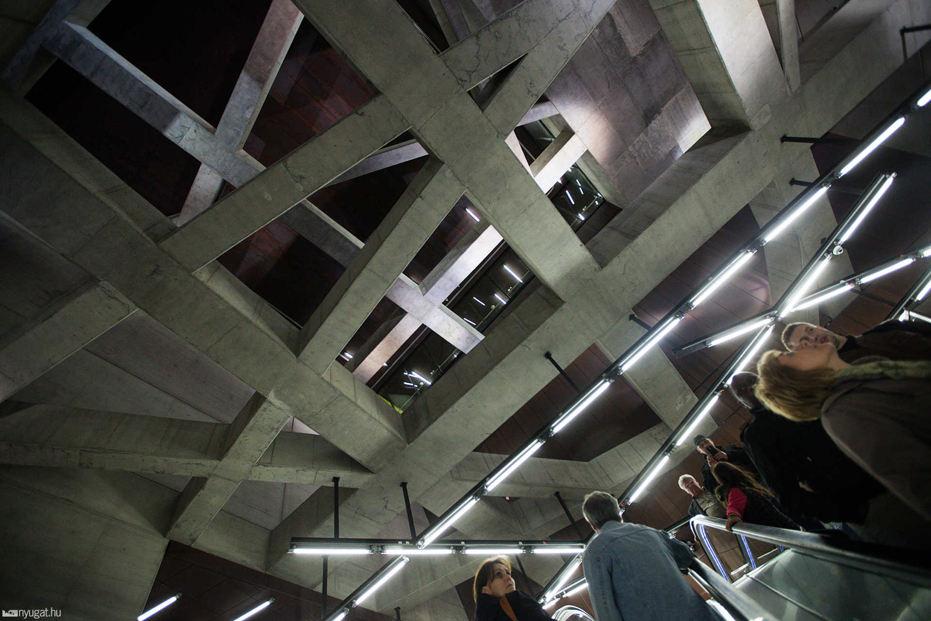 4-es metró az átadás napján