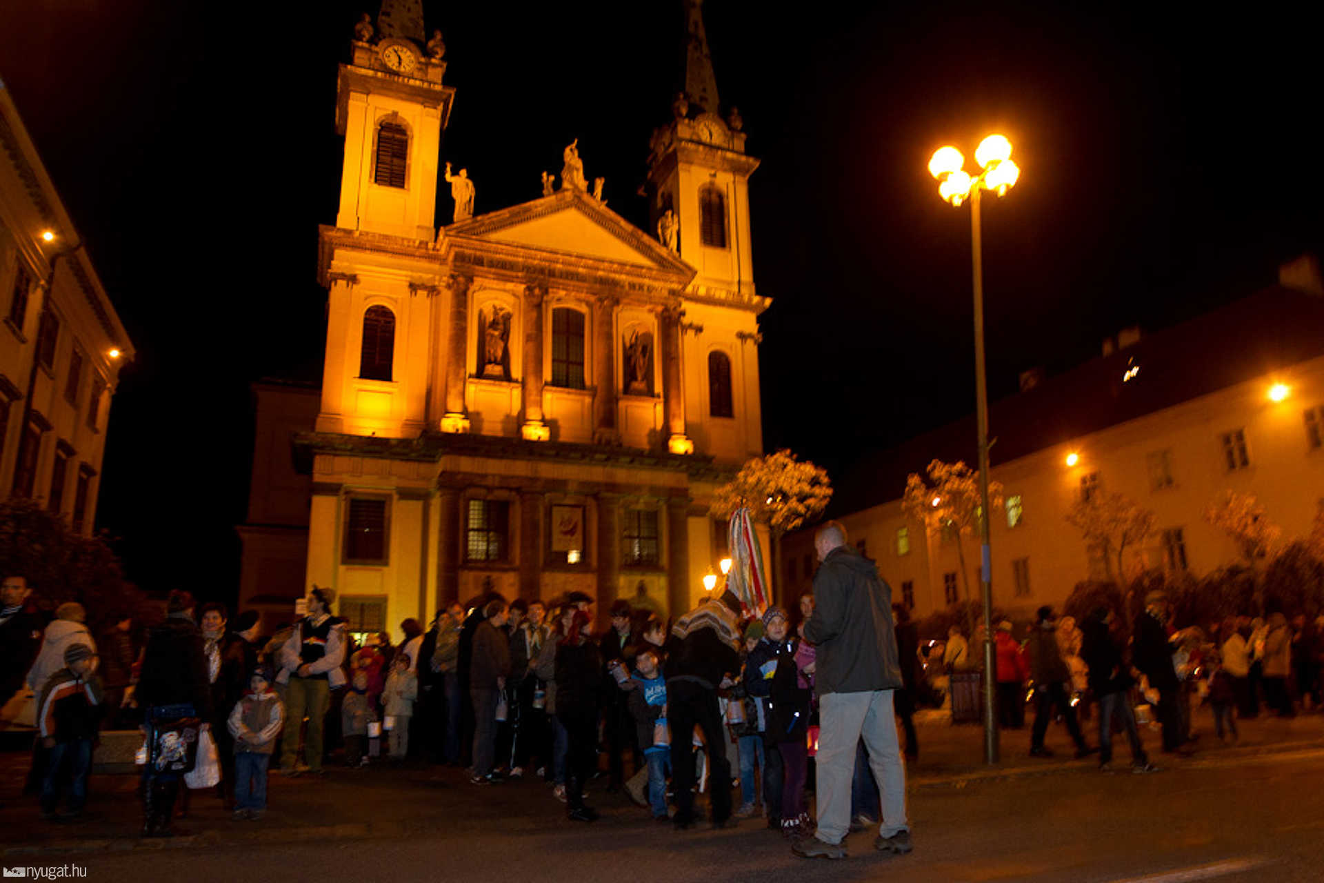 Lampionos felvonulás