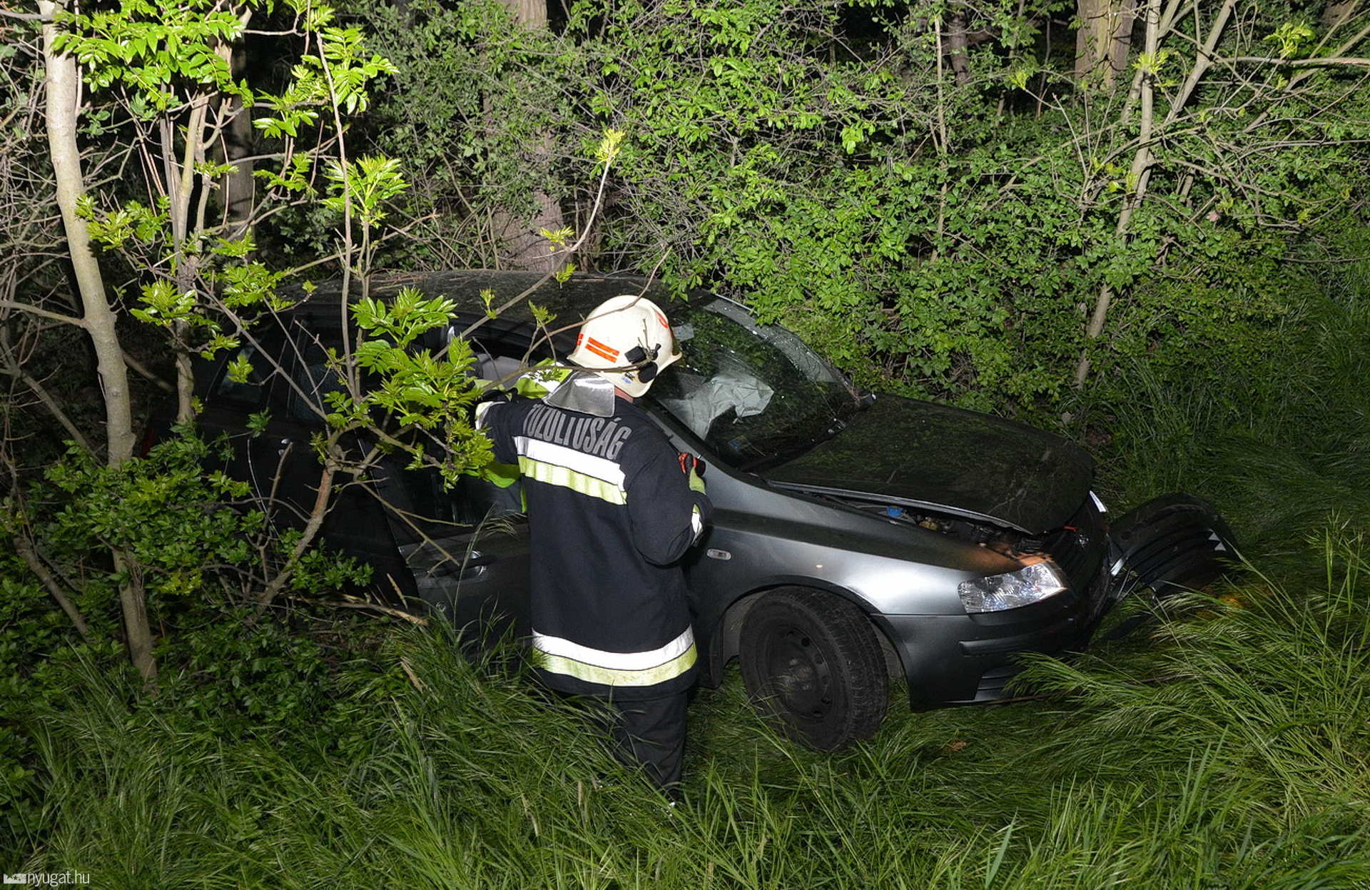 Súlyos baleset a 87-esen, Csempeszkopács és Rum között
