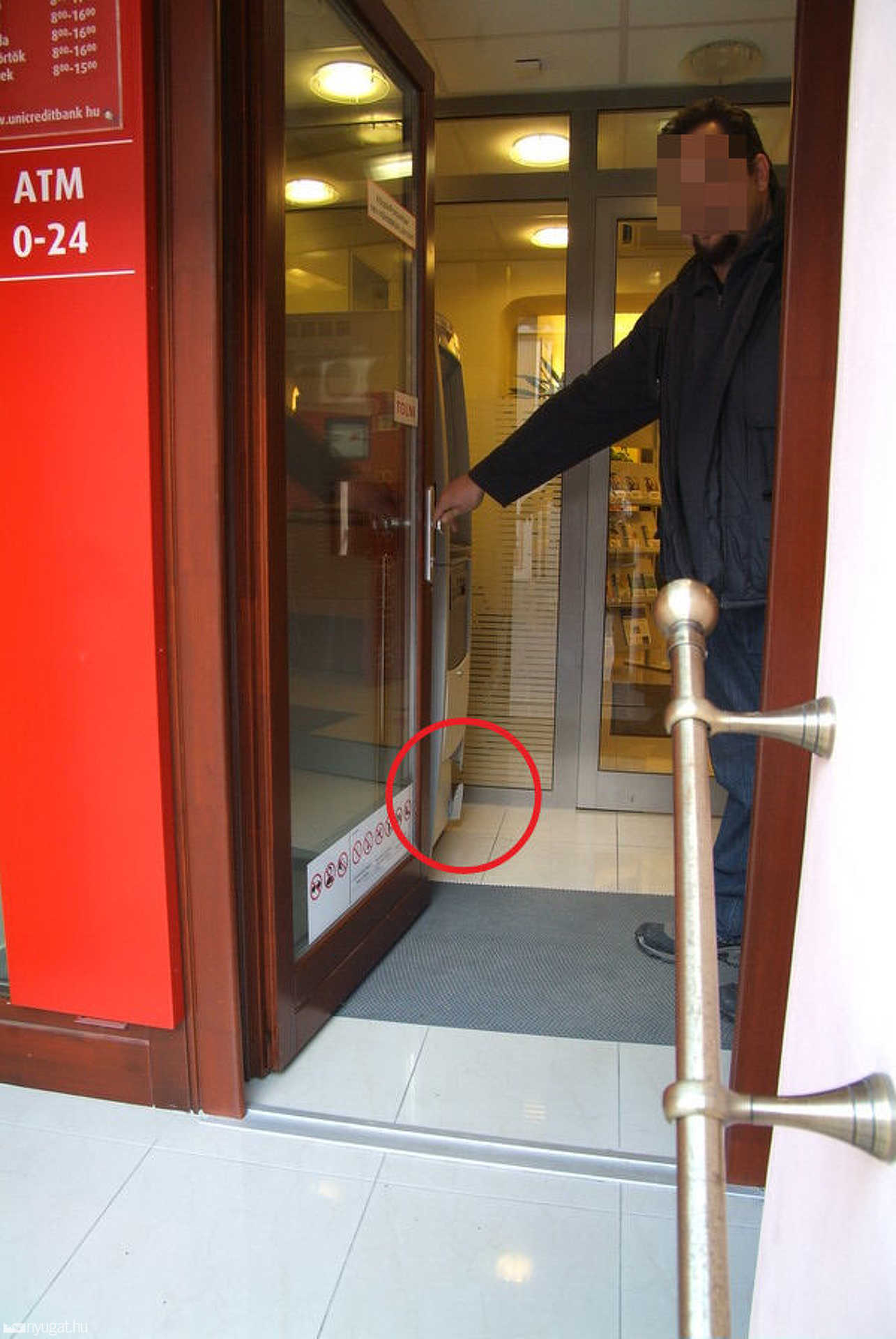 Nem tűnik átgondolt tervnek innen automatát lopni