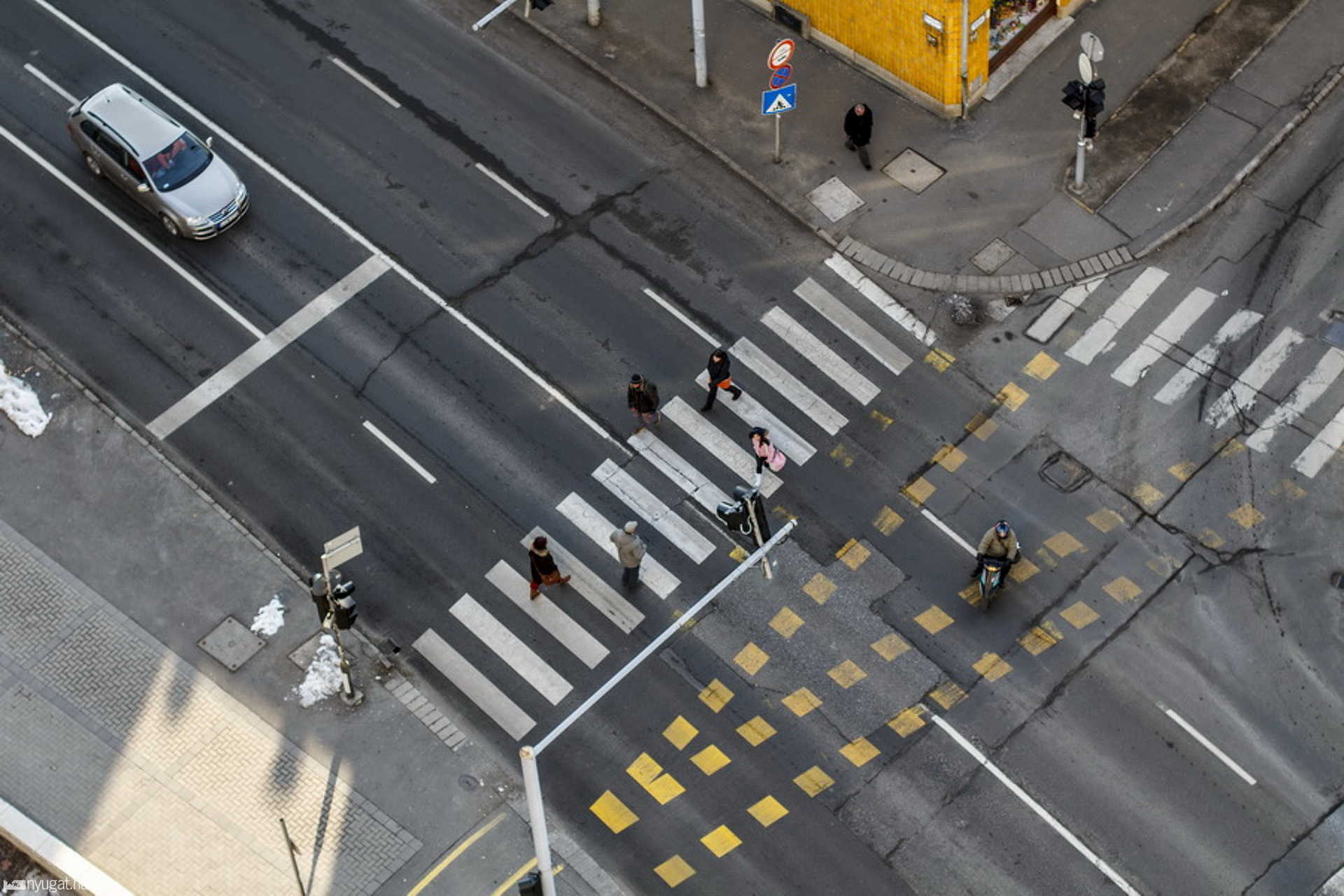 A 14 emeletes túra