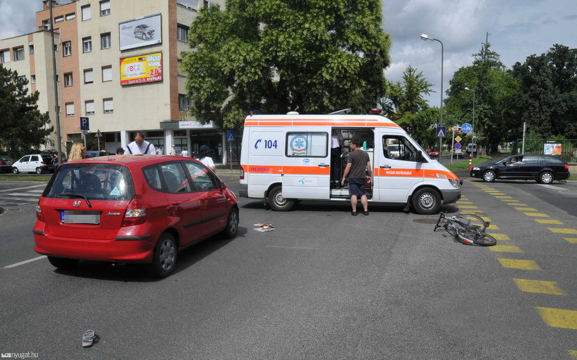 A mentőállomás közelében történt a baleset