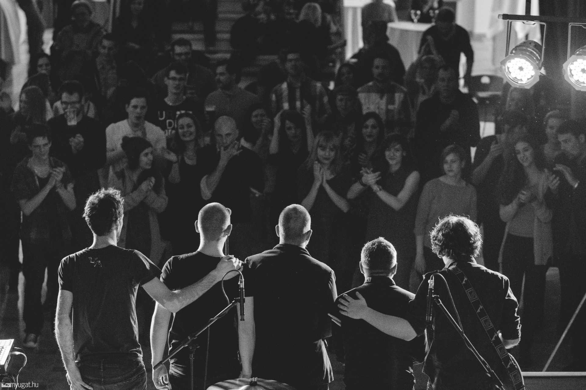 Elefánt koncert az MSH aulában