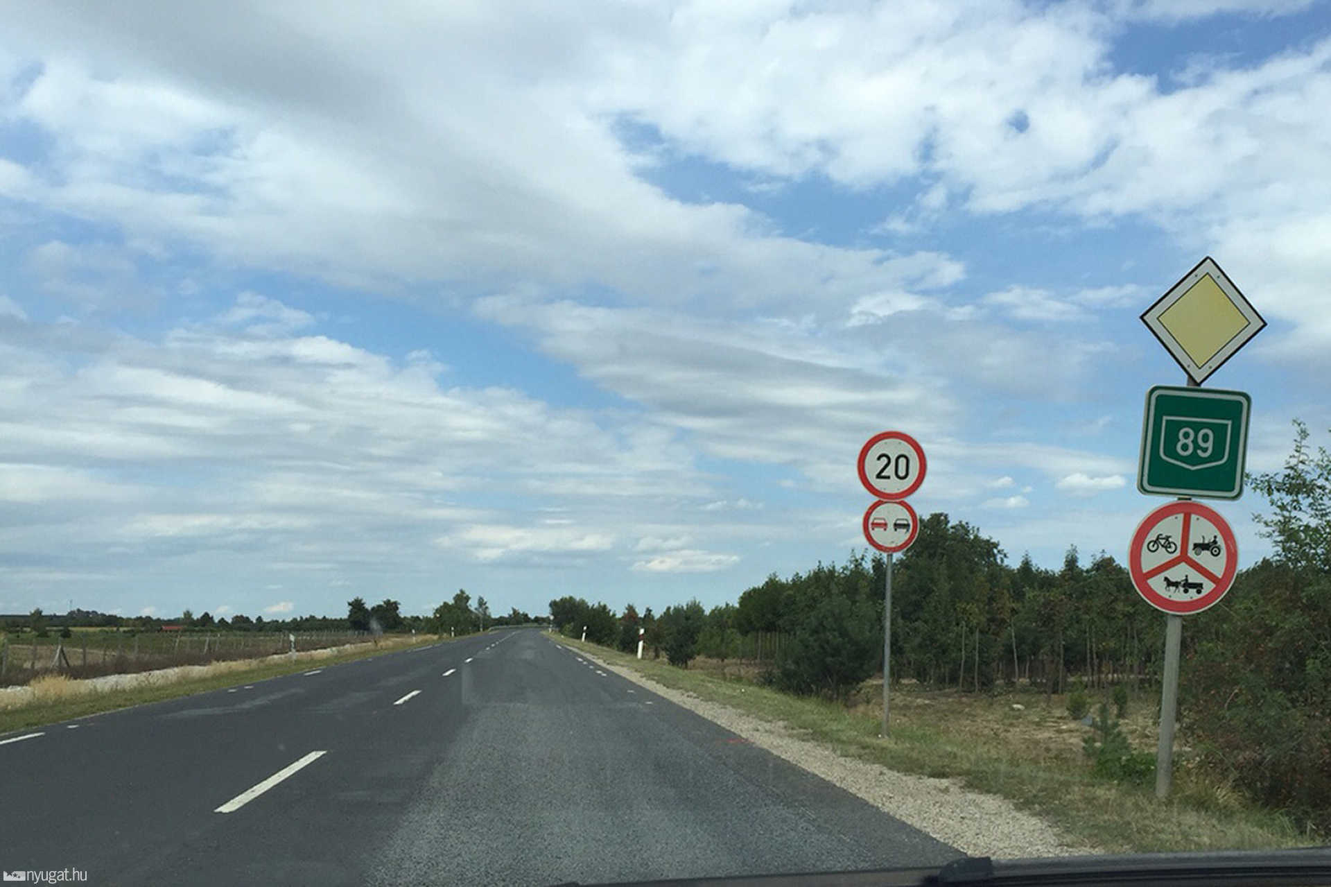 Kavicsfelverődés az elkerülőn