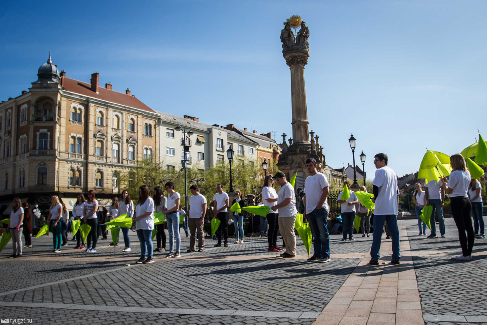 Távhő flashmob a Fő téren