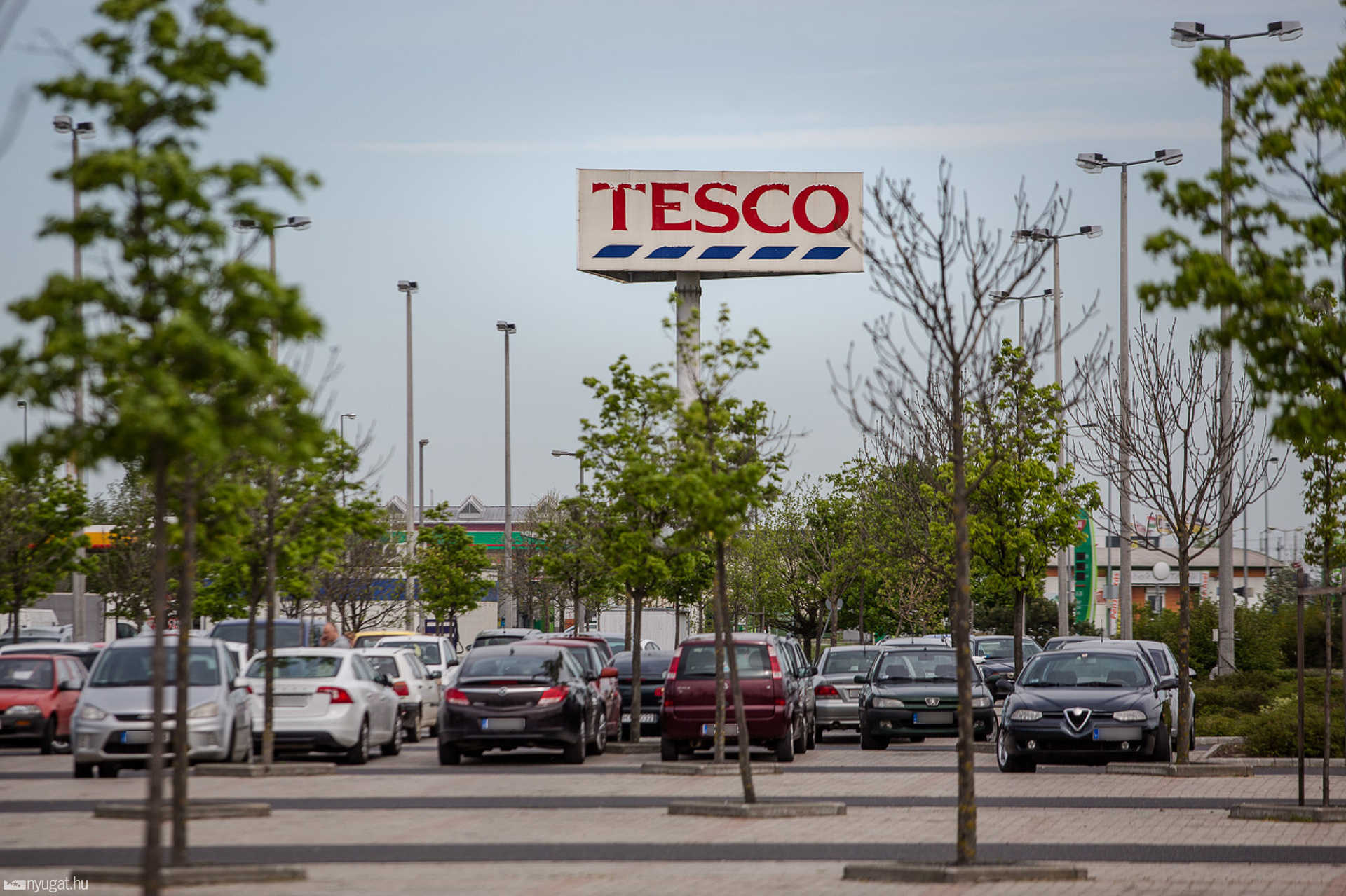 Kinyitott a Tesco