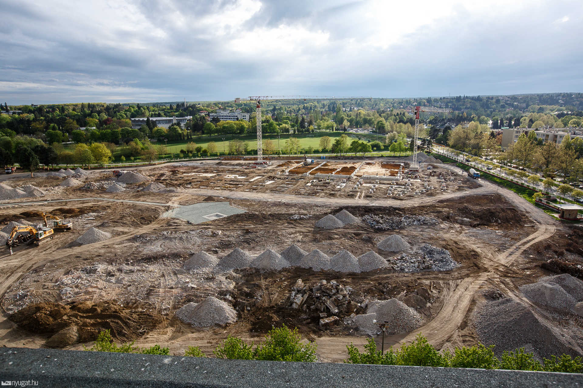 Rohonci úti stadion építése madártávlatból