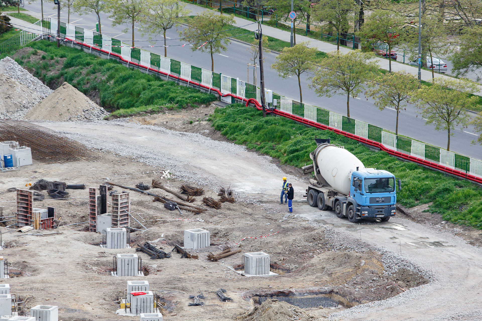 Rohonci úti stadion építése madártávlatból