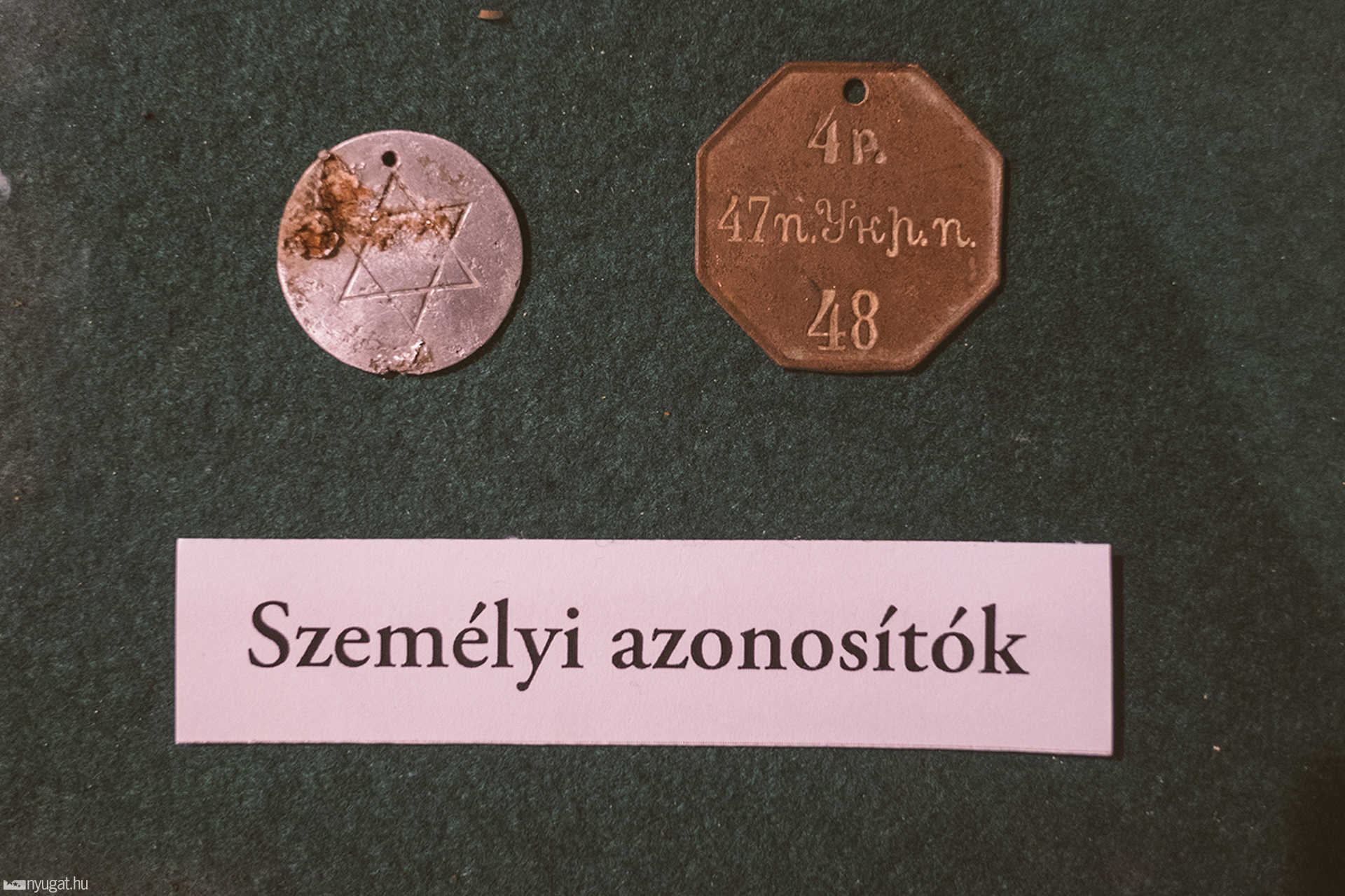 Kiállítás az ostffyasszonyfai hadifogolytábor tárgyaiból