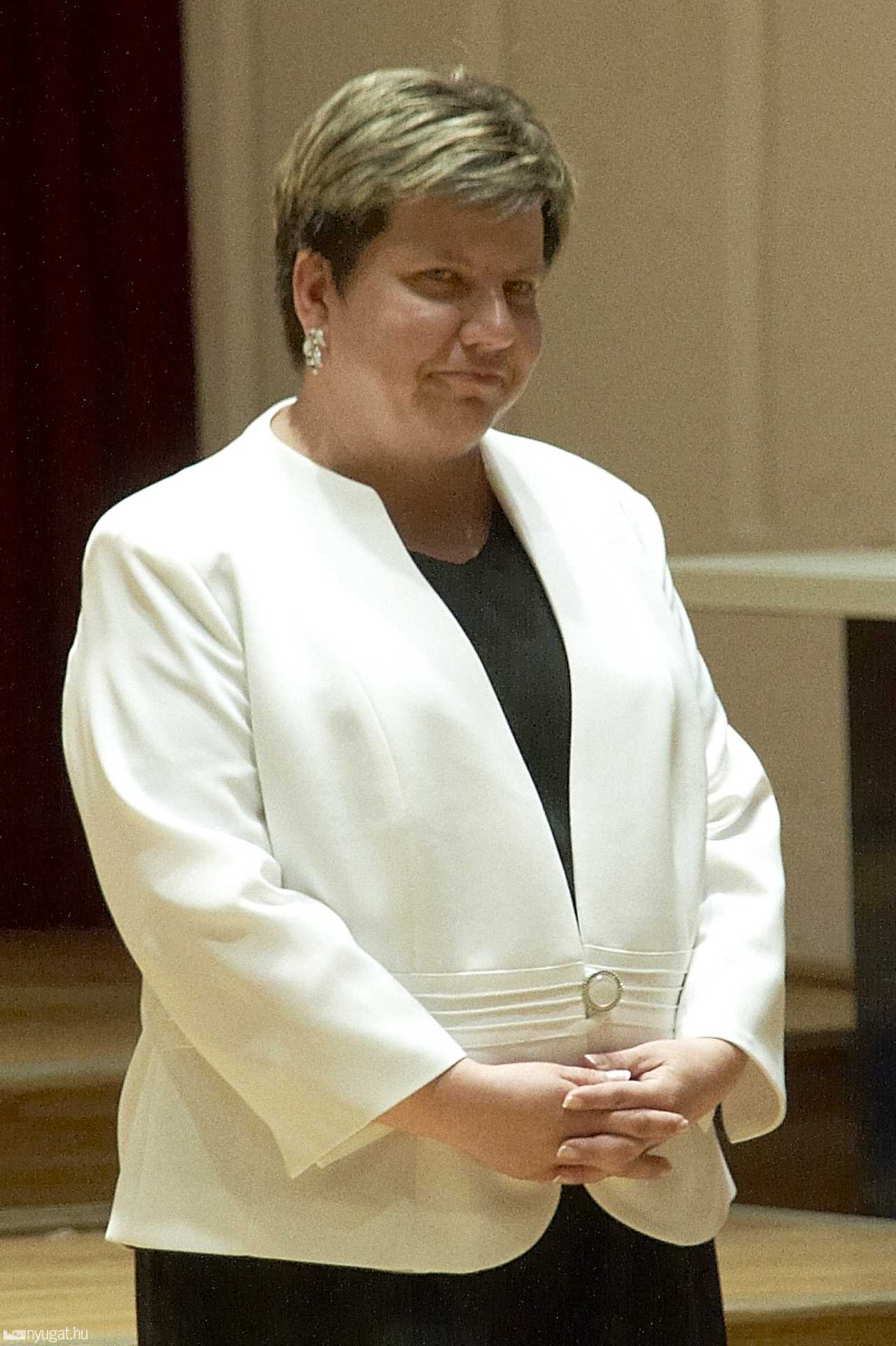 Takács katalin