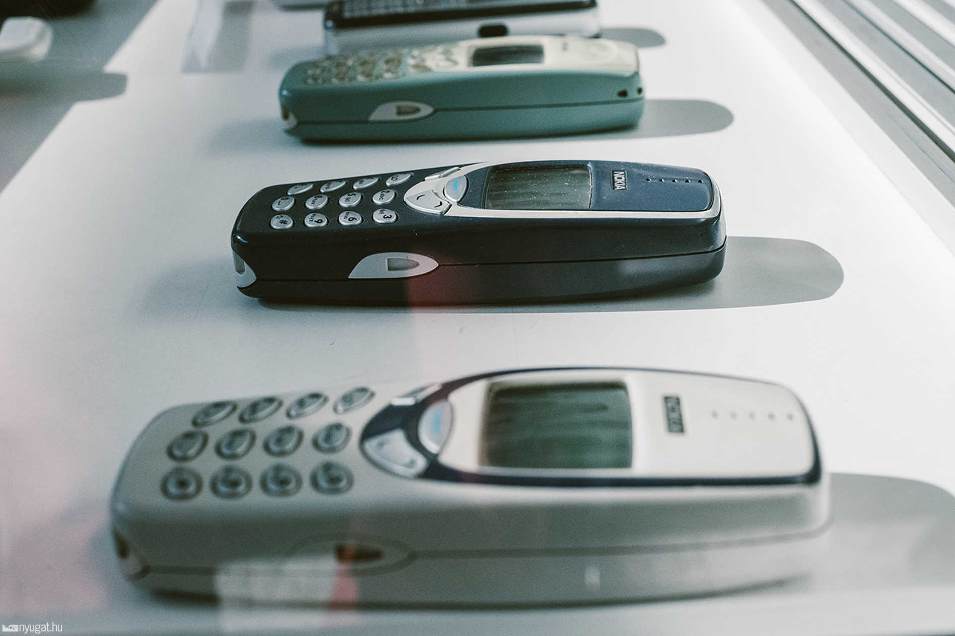 Telefonos kiállítás - IQOR