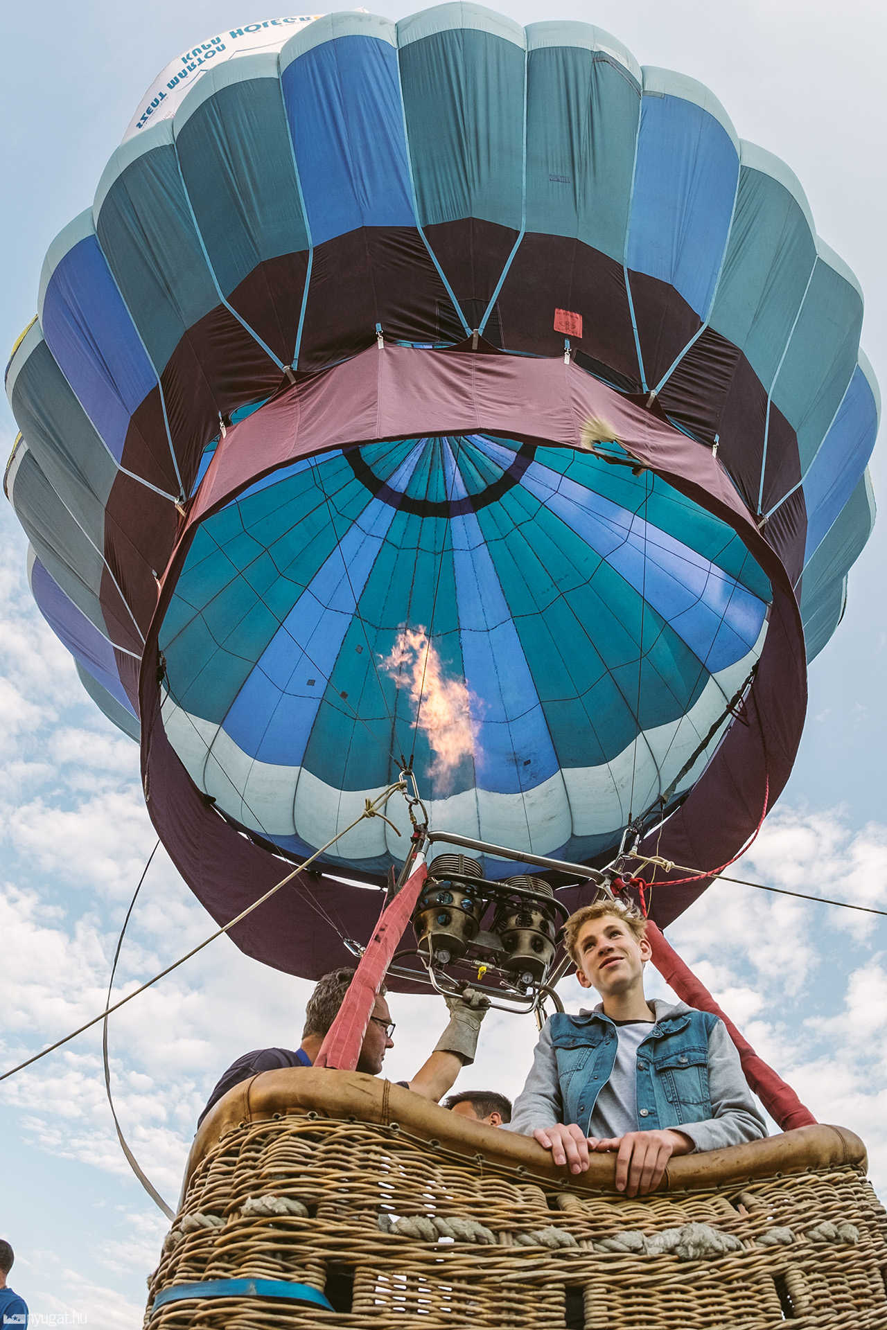 Hőlégballonok a Fő téren