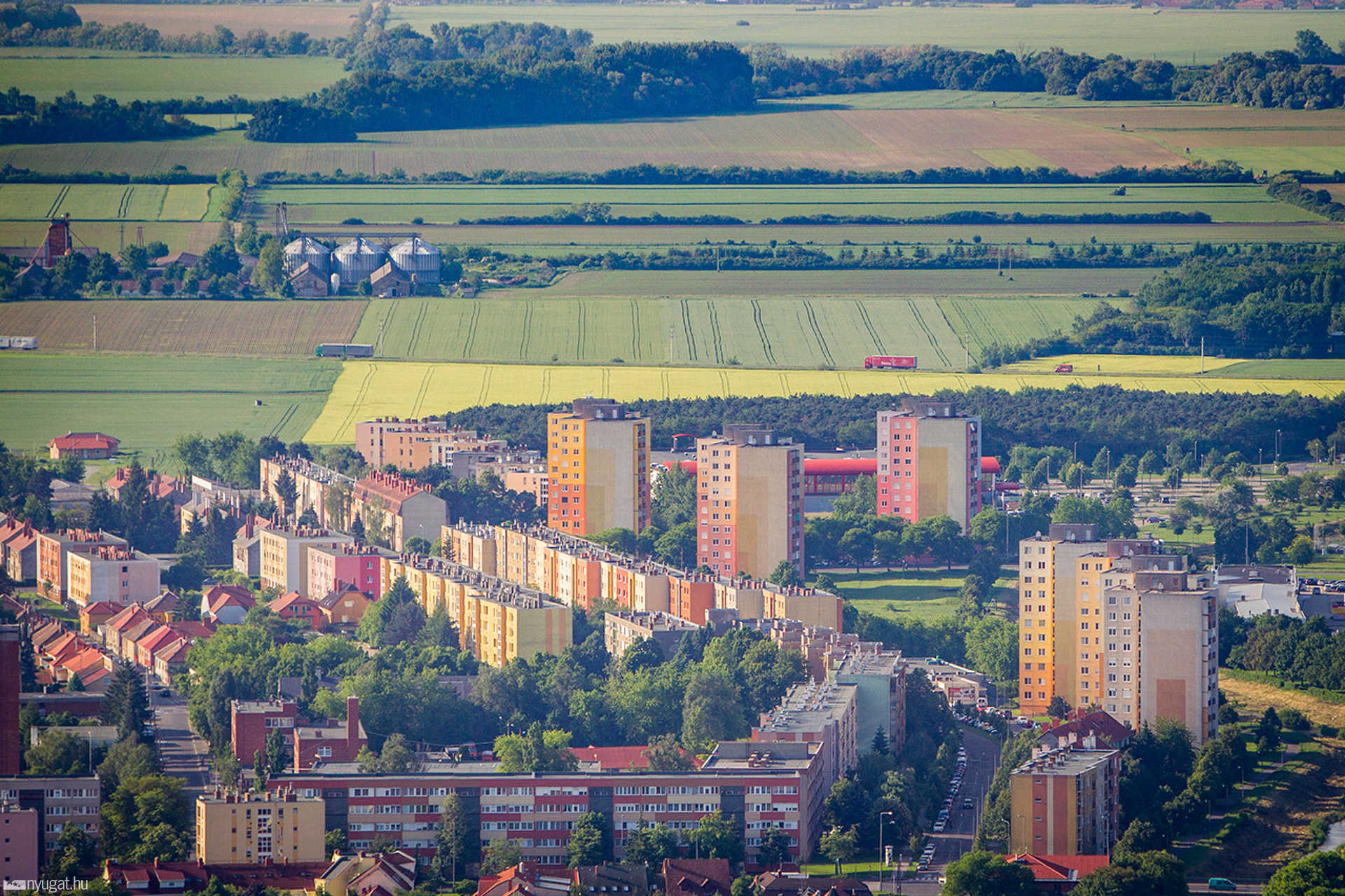 Hőlégballonnal a város felett