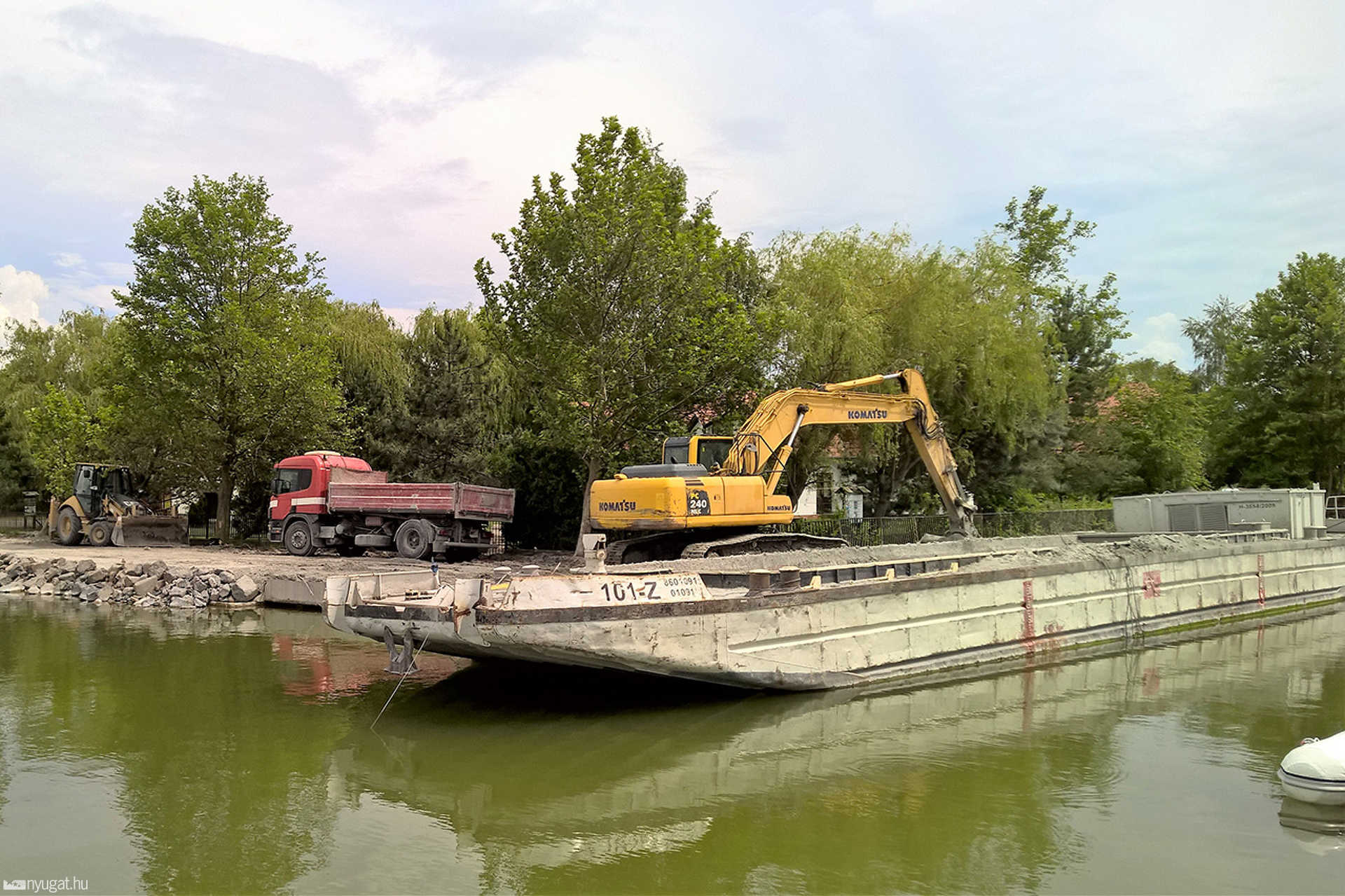 Balatonfenyvesi kikötő