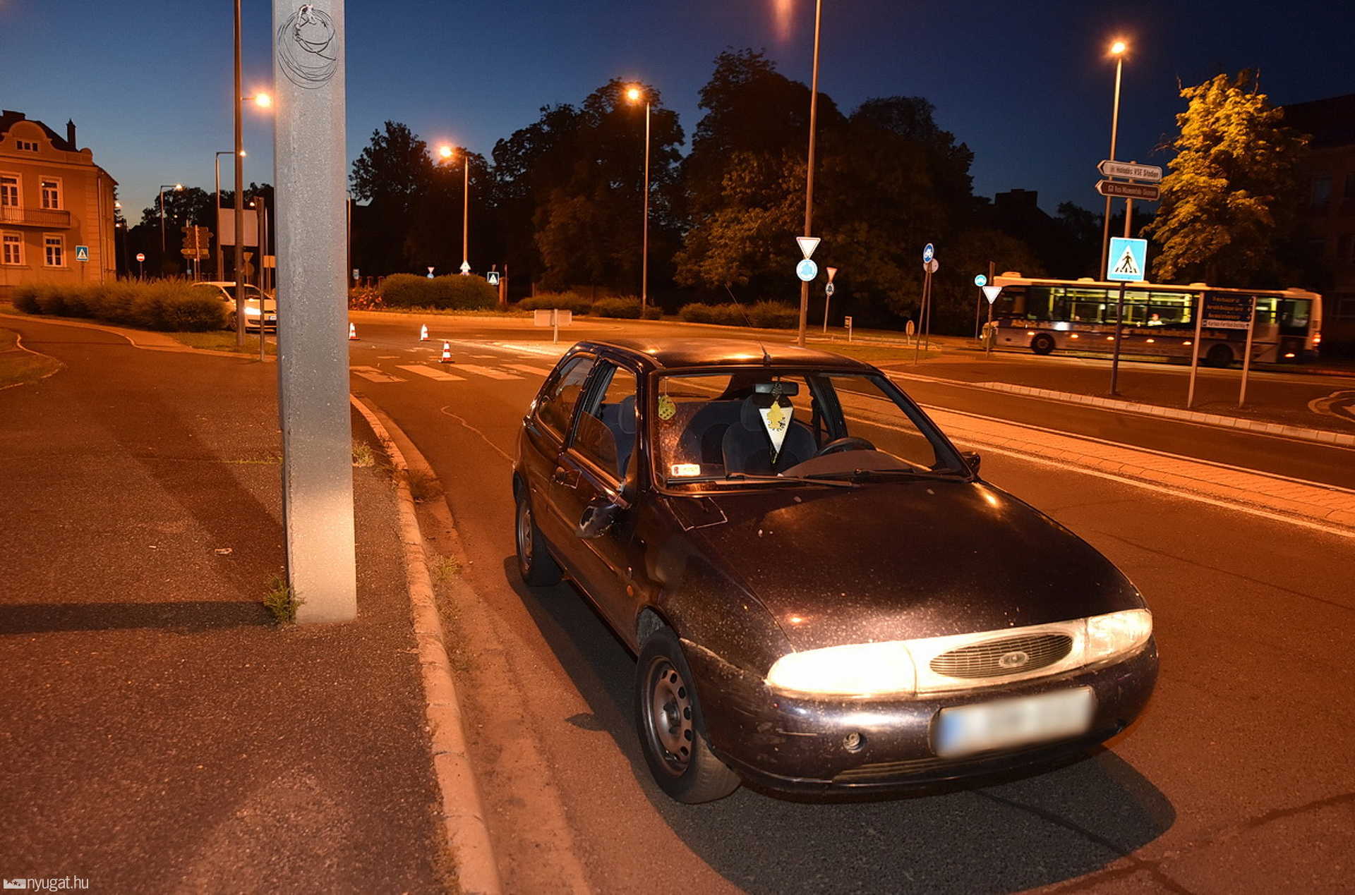 Személyautó elé tekert egy kerékpáros Szombathelyen