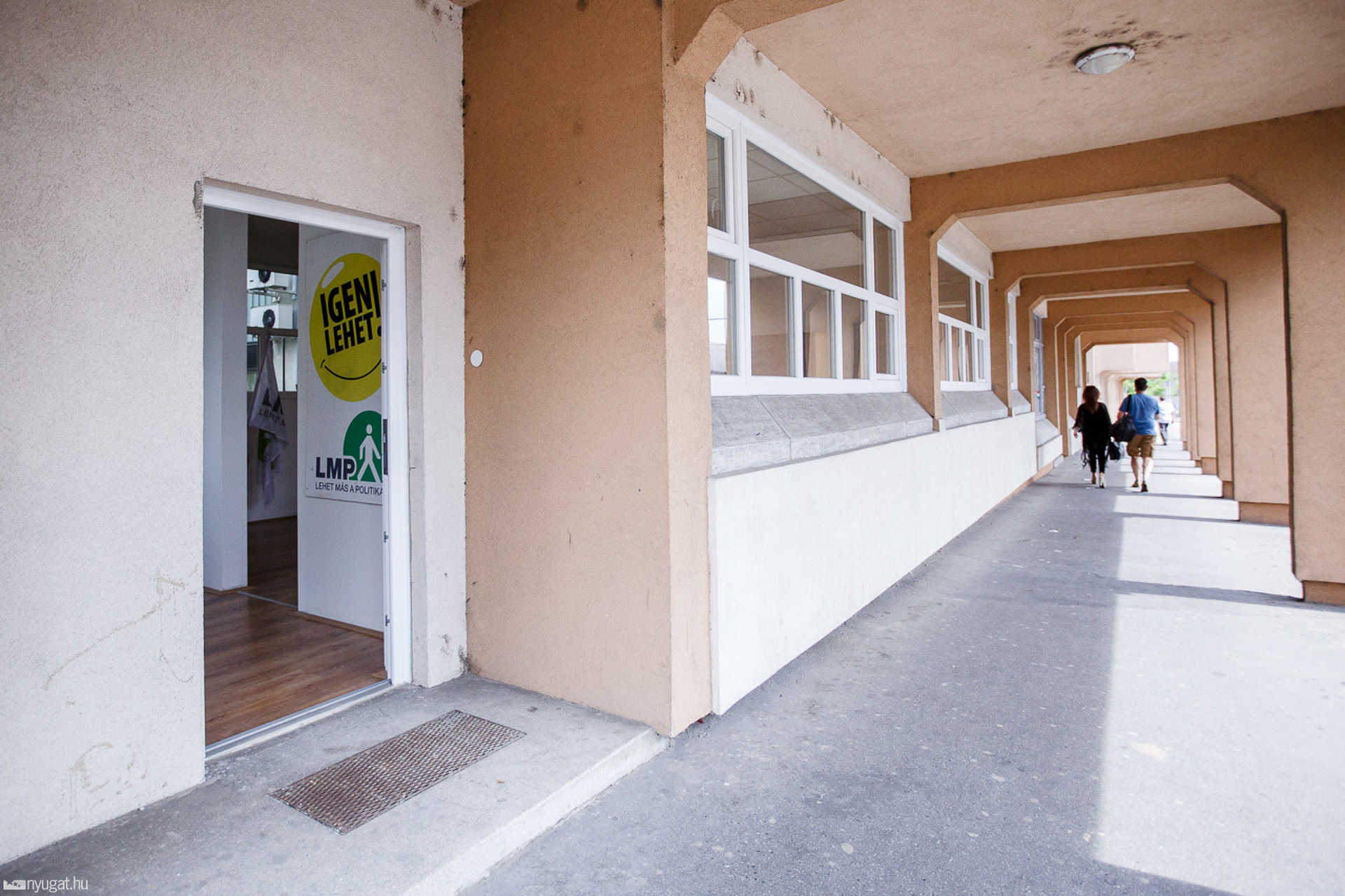 Új irodát nyitott az LMP Szombathelyen