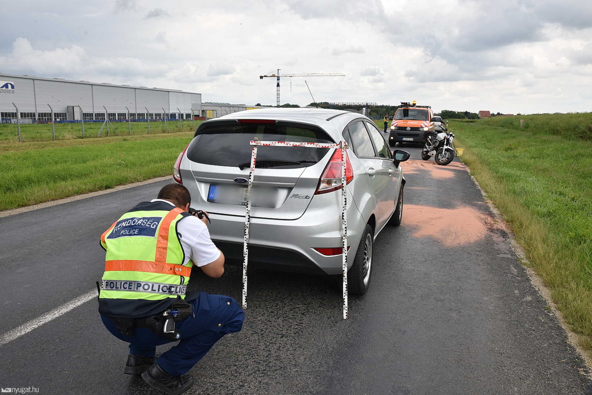 Elesett a motoros Vépnél