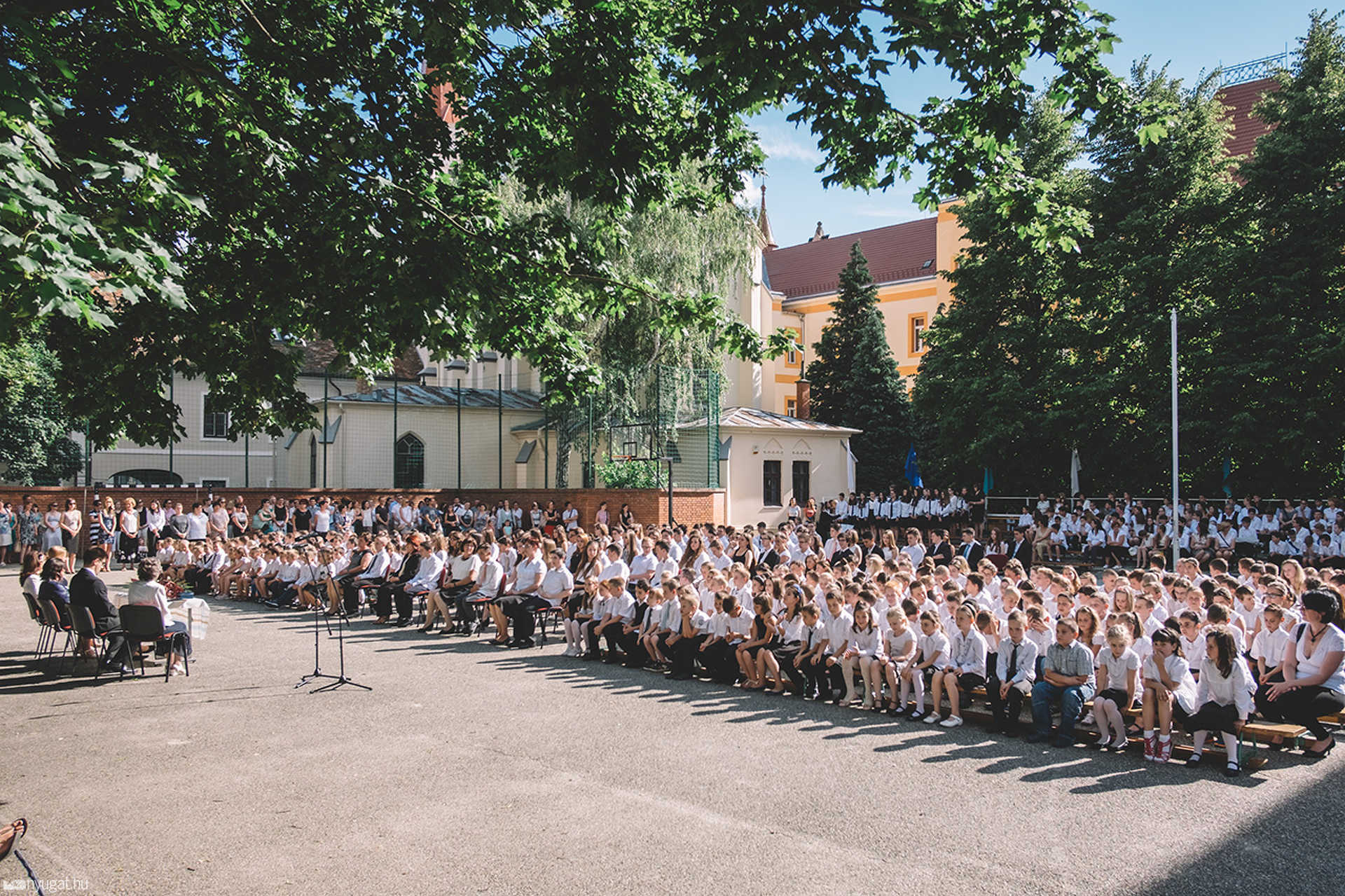 Paragvári Utcai Általános Iskola tanévzáró