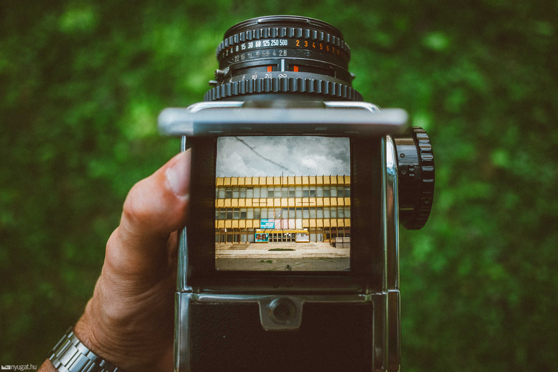 MMIK