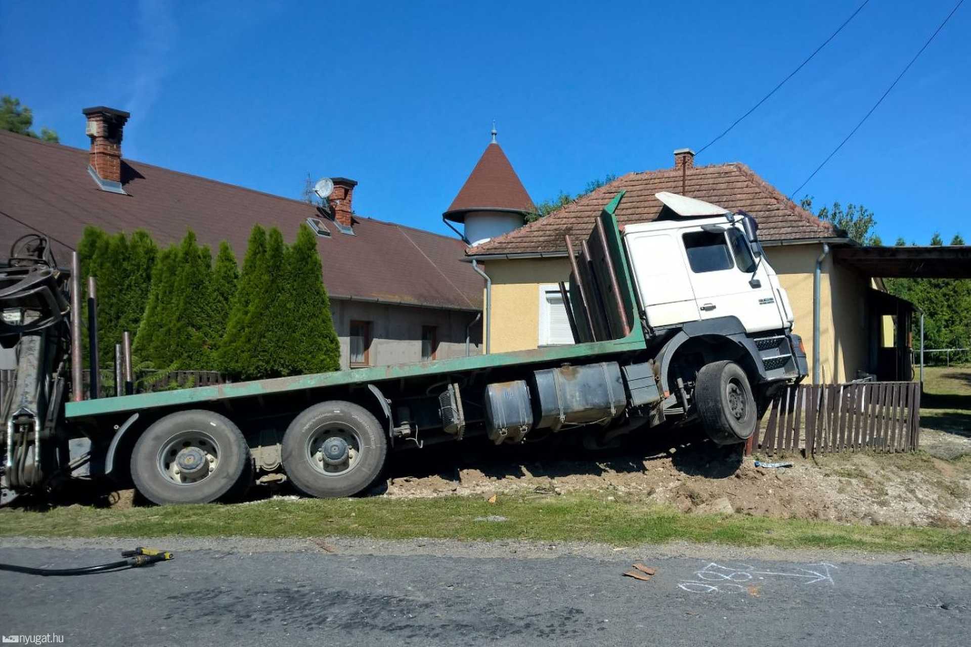 Vezetés közben halt meg a fuvaros