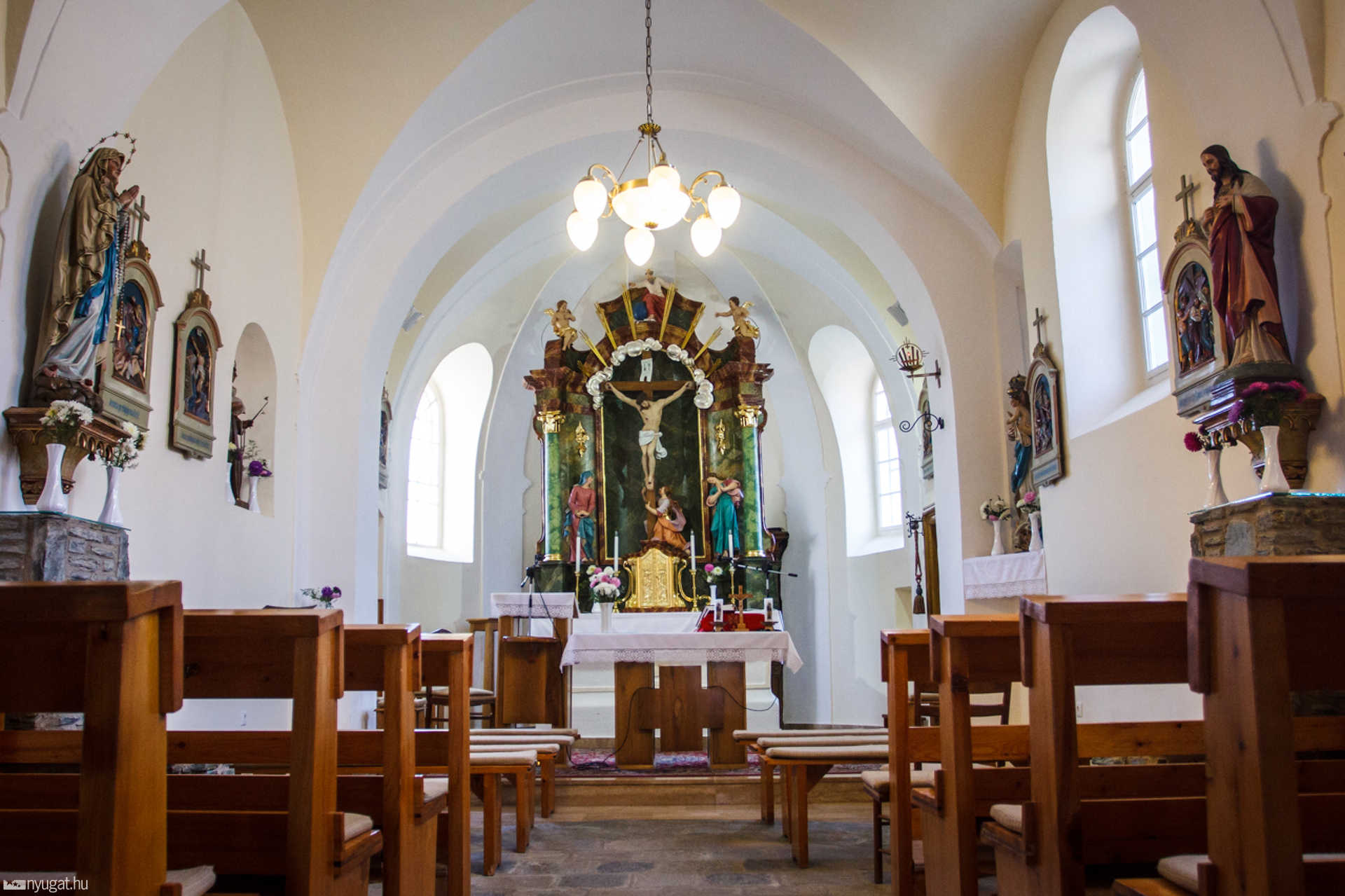 Nagynardai Szent Kereszt felmagasztalása templom