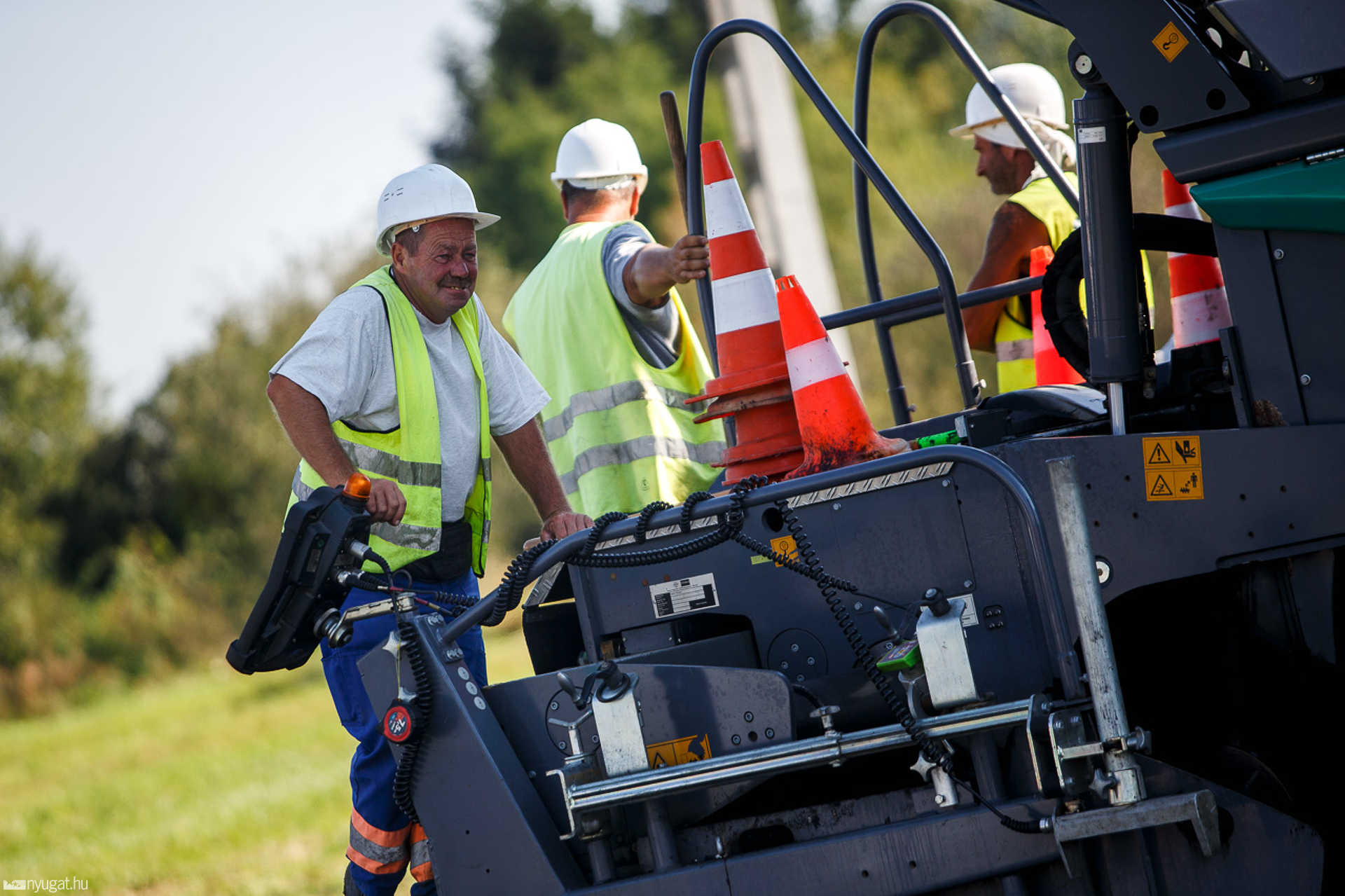 Bejárás a felújítás alatt lévő 87-es főúton