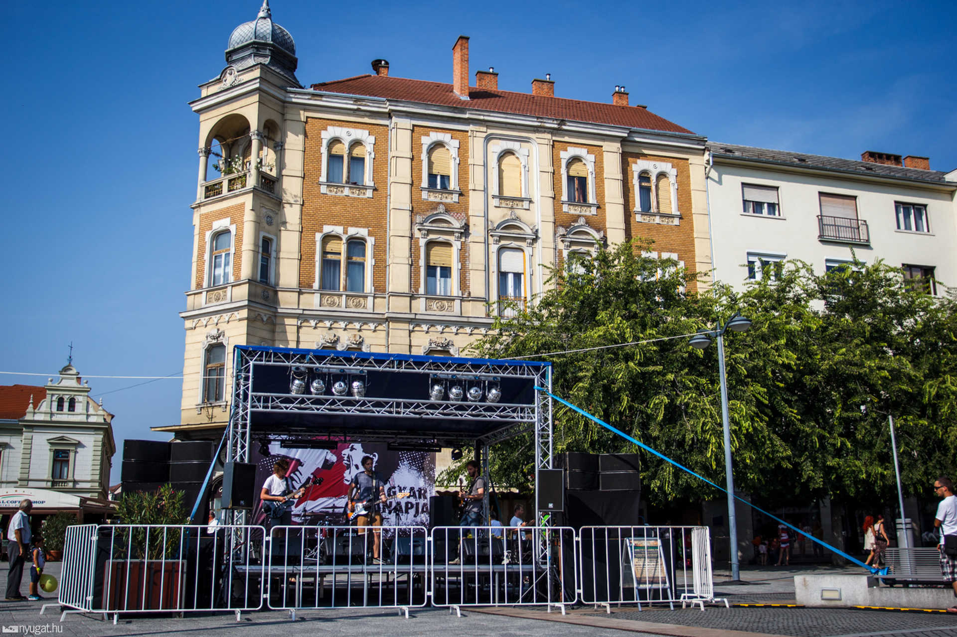 Magyar Dal Napja 2016 - Újvilág Utca