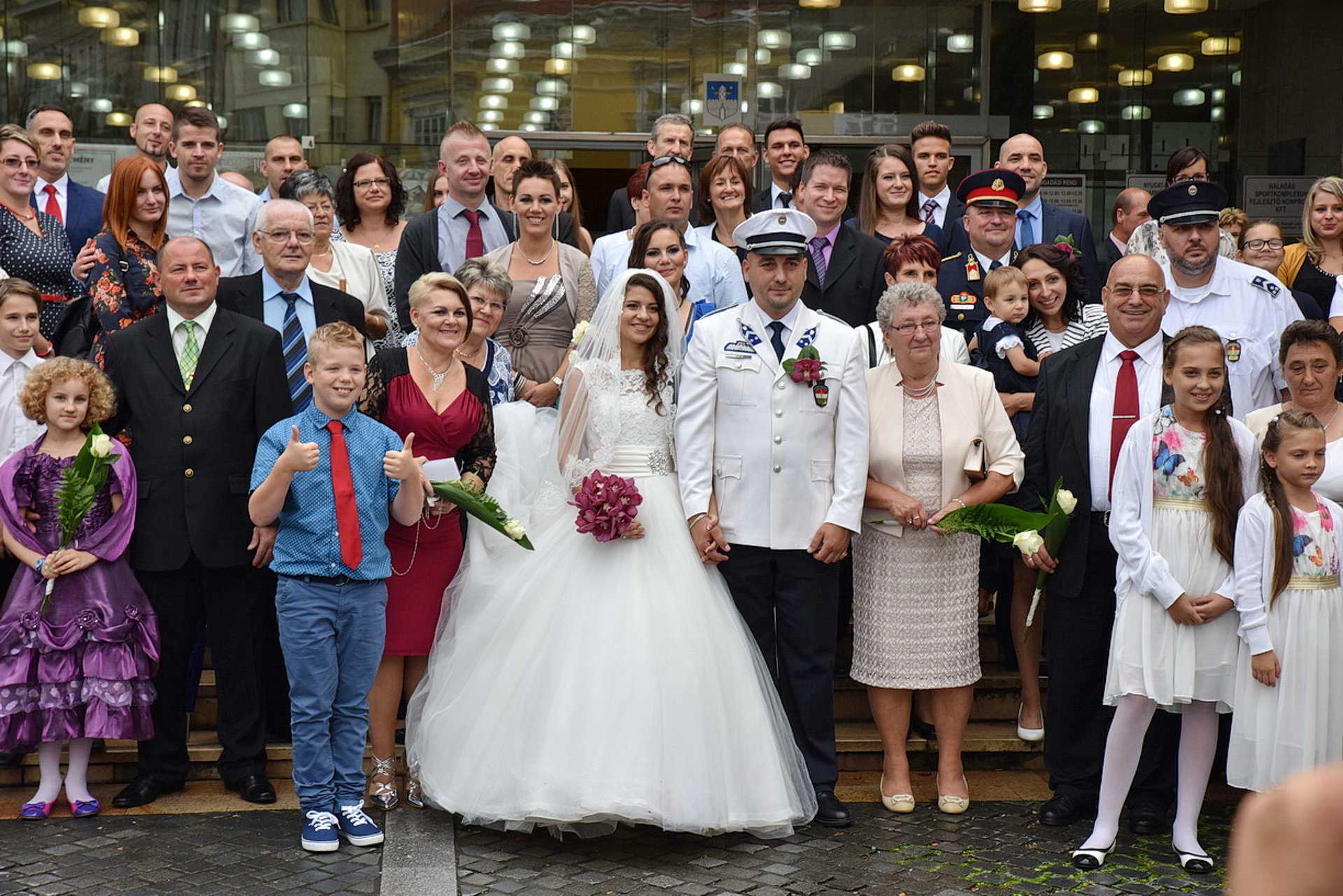 Megnősült az ország egyik leghiggadtabb rendőre