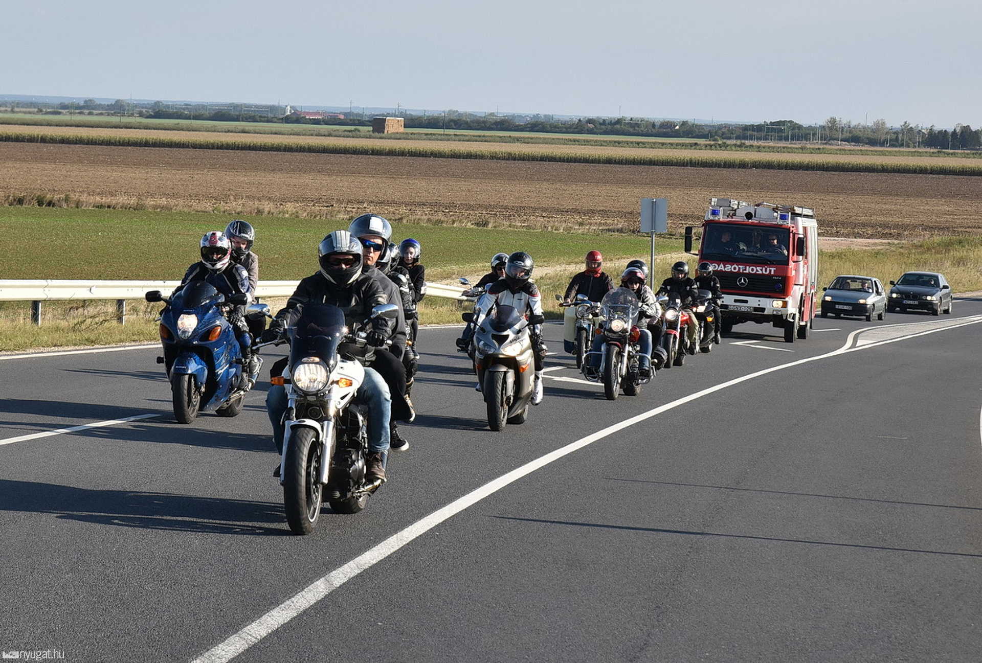 Megemlékező motoros felvonulás Márk Péter emlékére