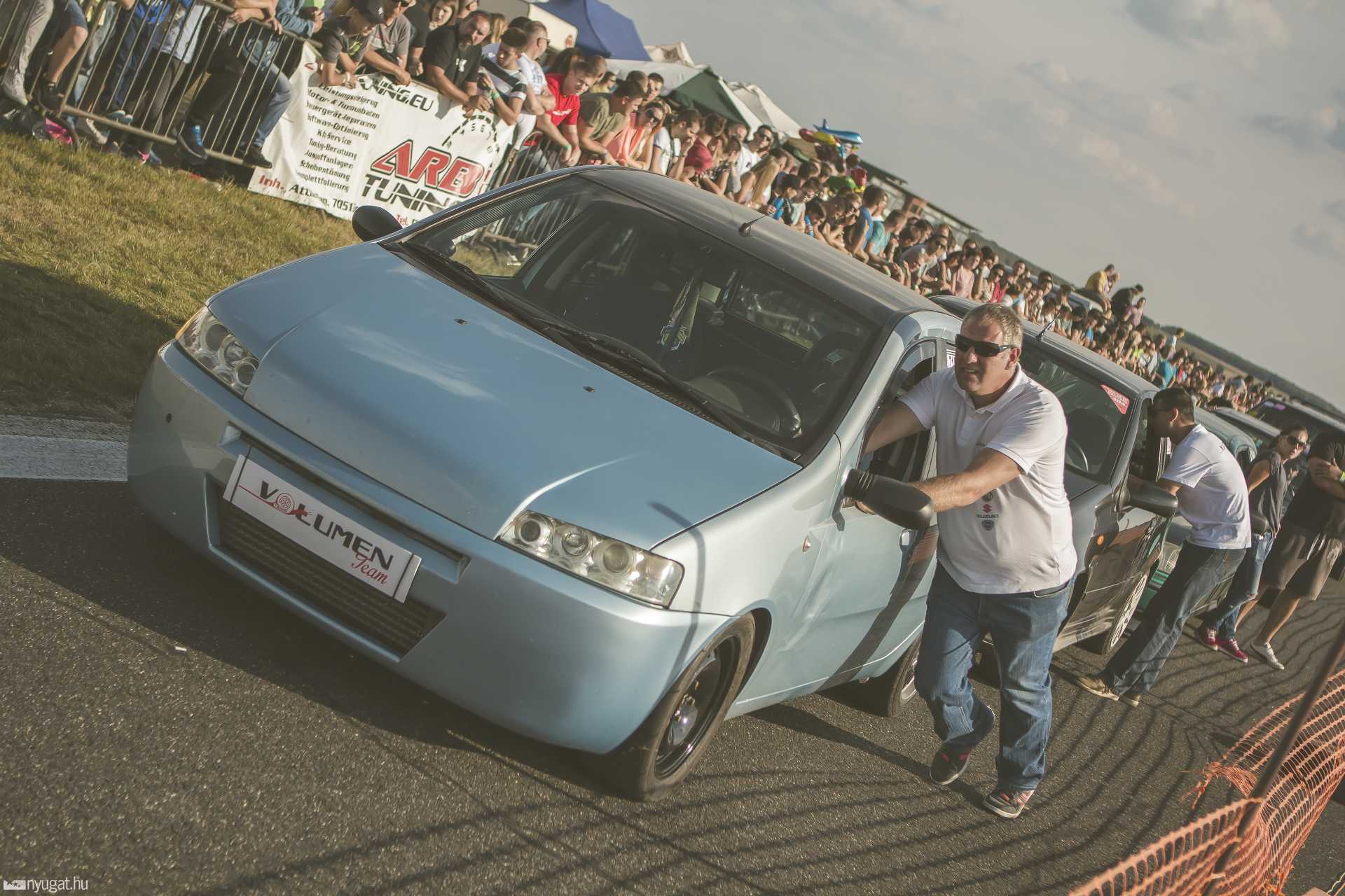 Westdragrace gyorsulási verseny