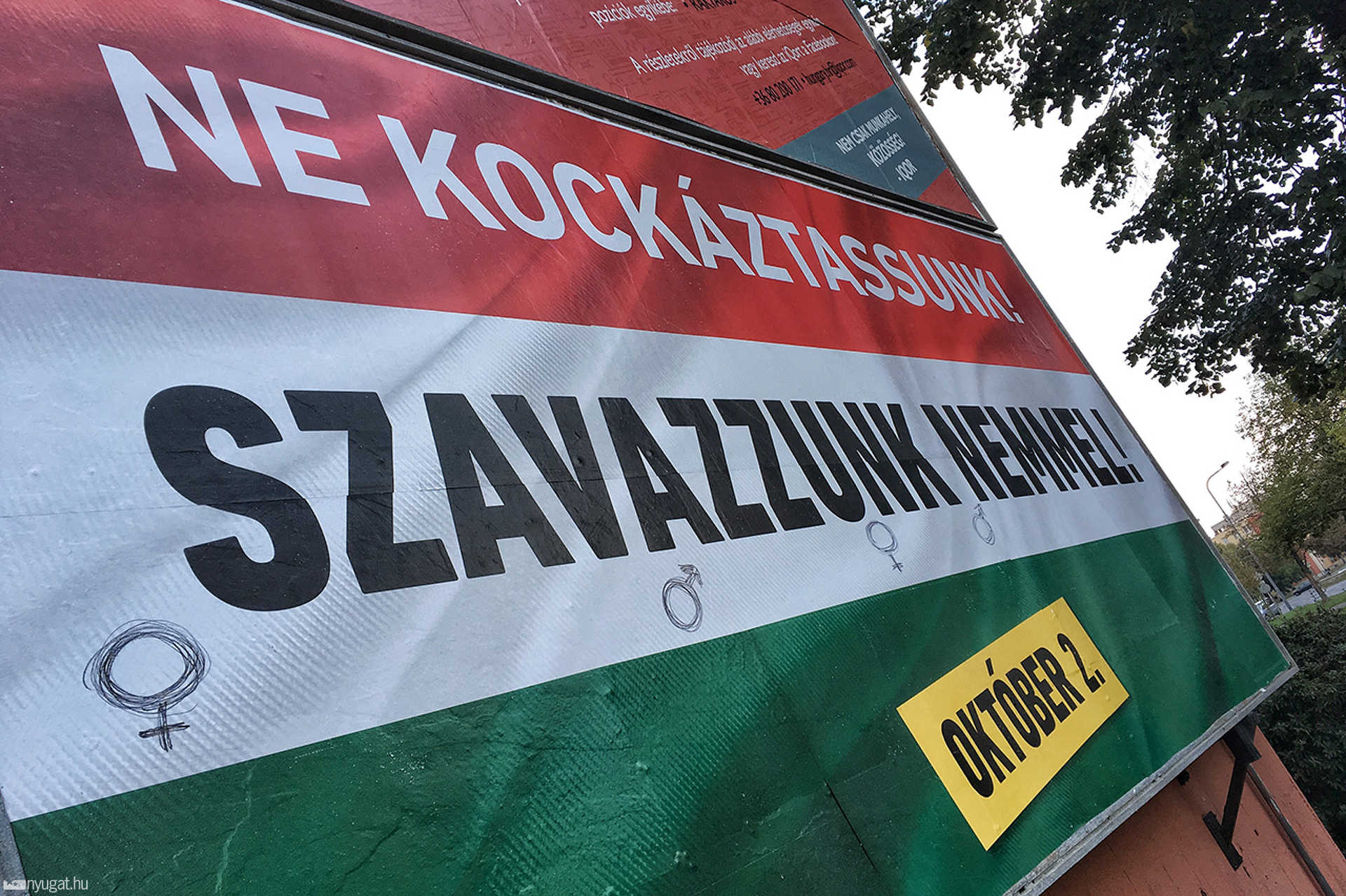Kreatív plakátdekorálás Szombathelyen