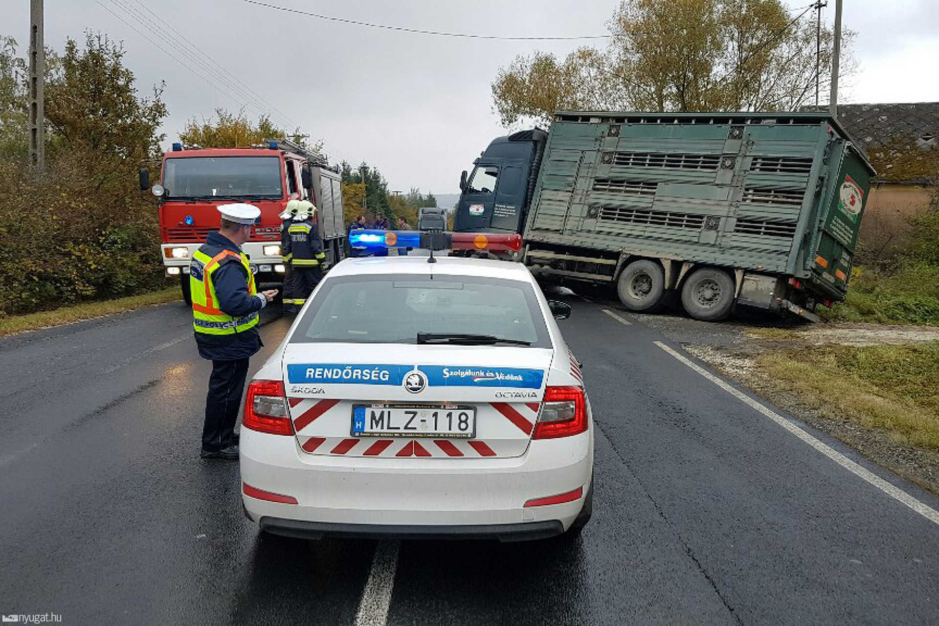 Fiatal nő vesztette életét a 76-os főúton