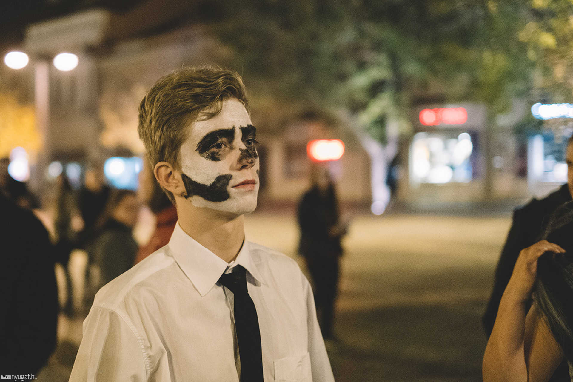 Halloween-tánc a Fő téren