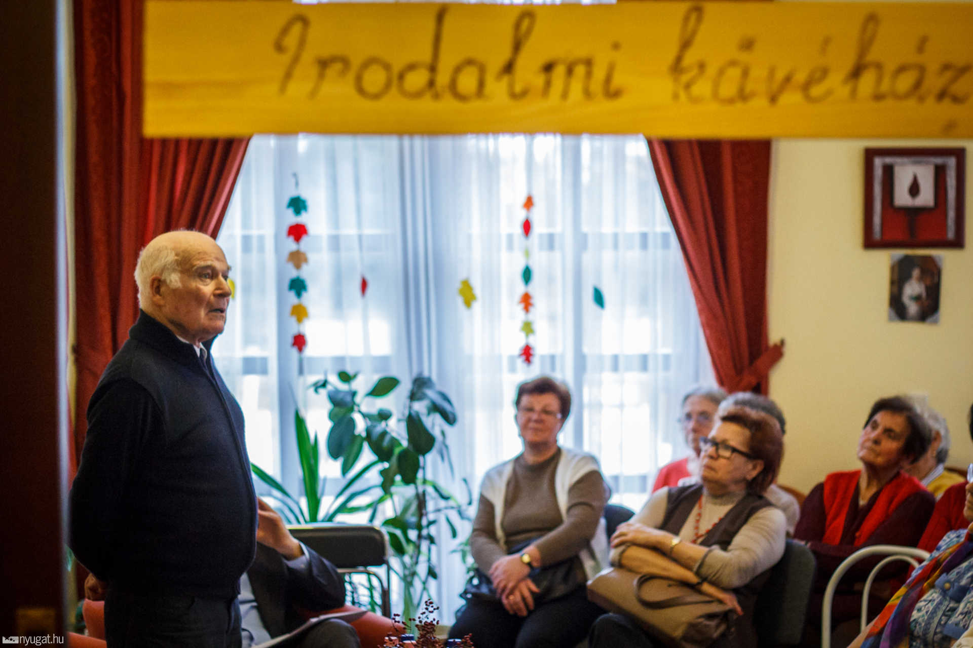 Író-olvasó találkozó Moldova György íróval