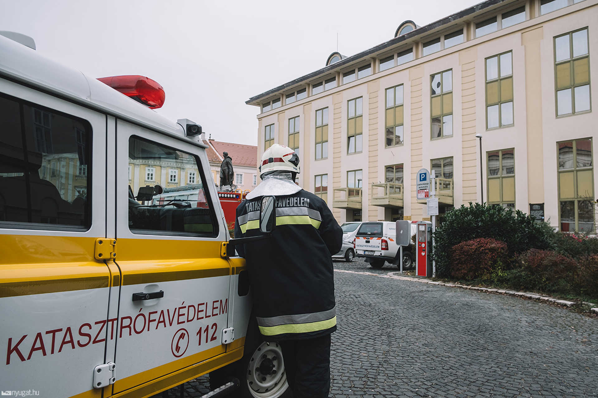 Kiürítették a D épületet